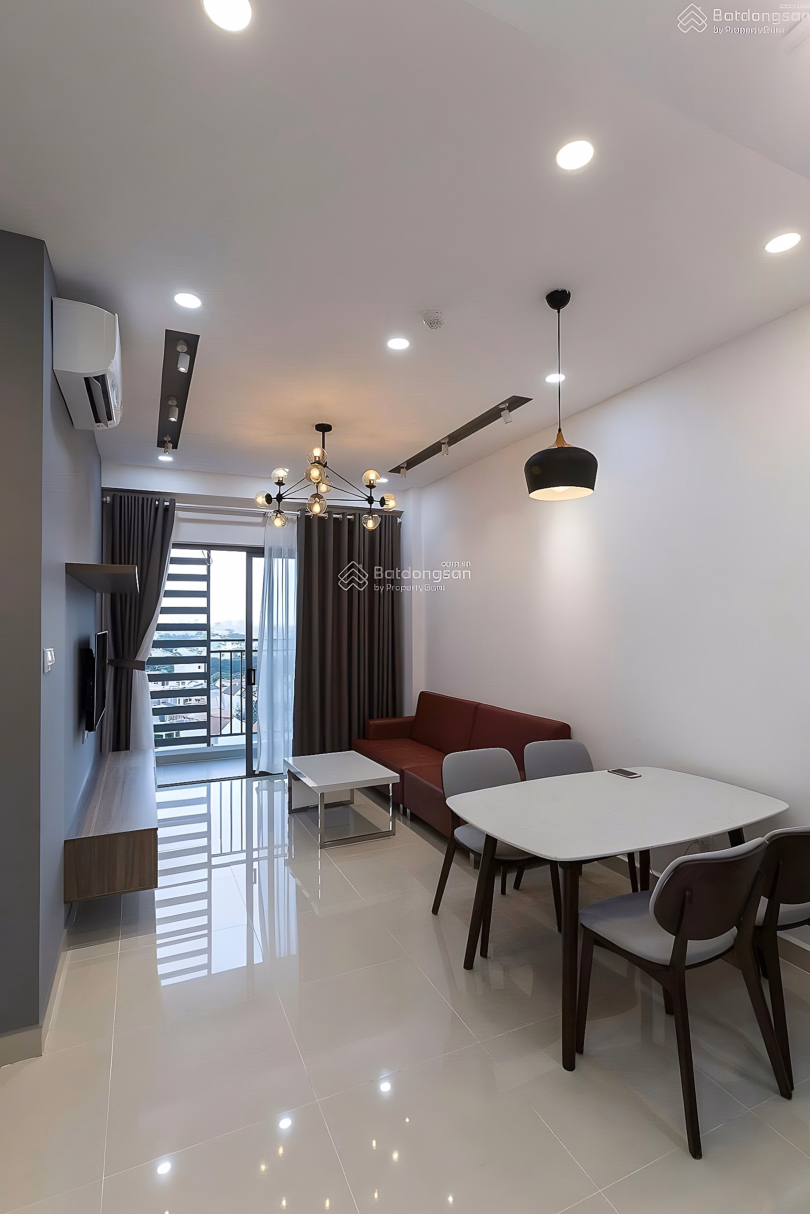 Quick sale of 2 bedroom 2 bathroom apartment for only 7 billion all in, lower than the market