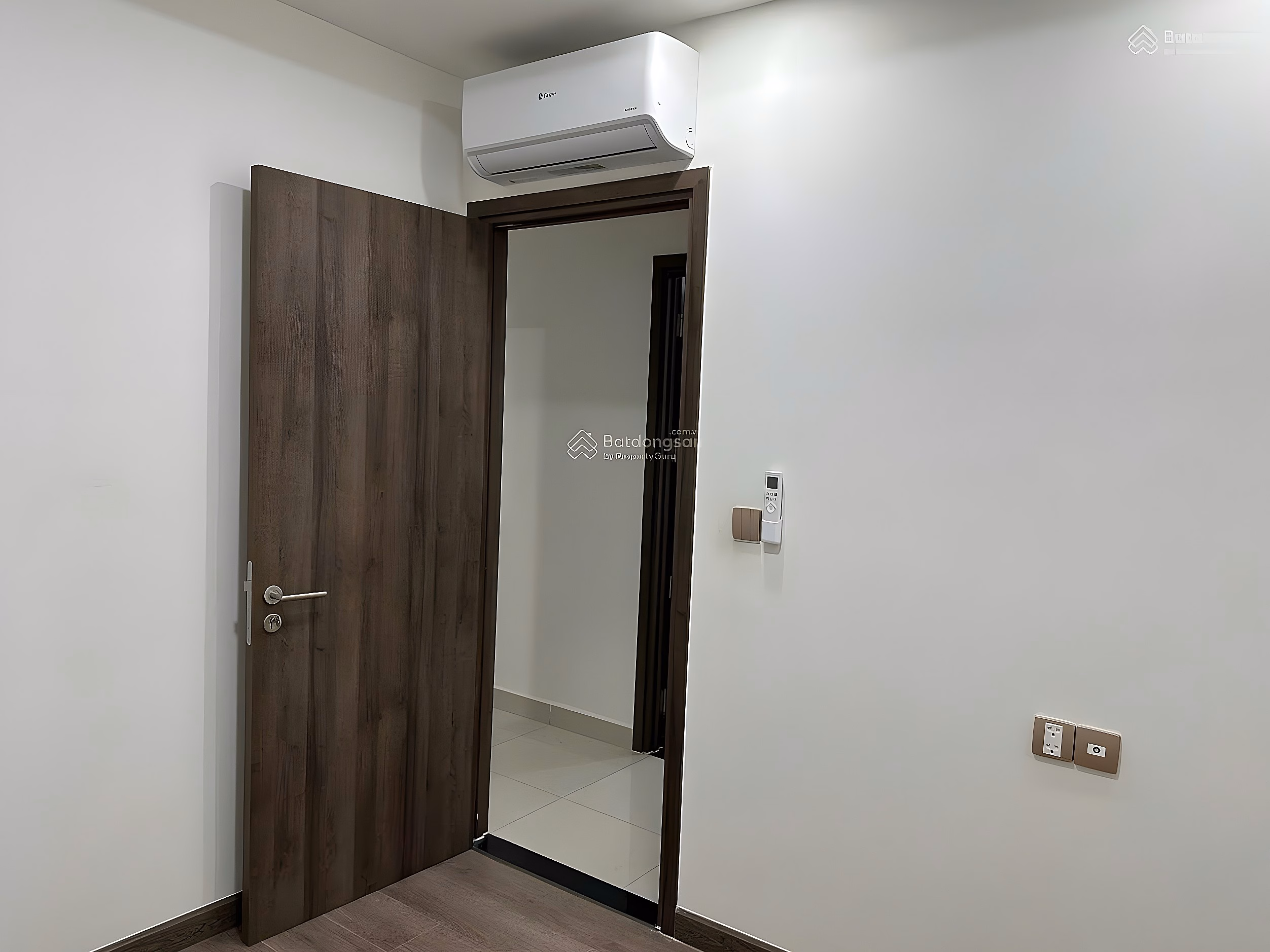 Q7 Boulevard apartment for sale, 3.8 billion, 70m2, good price Hot!