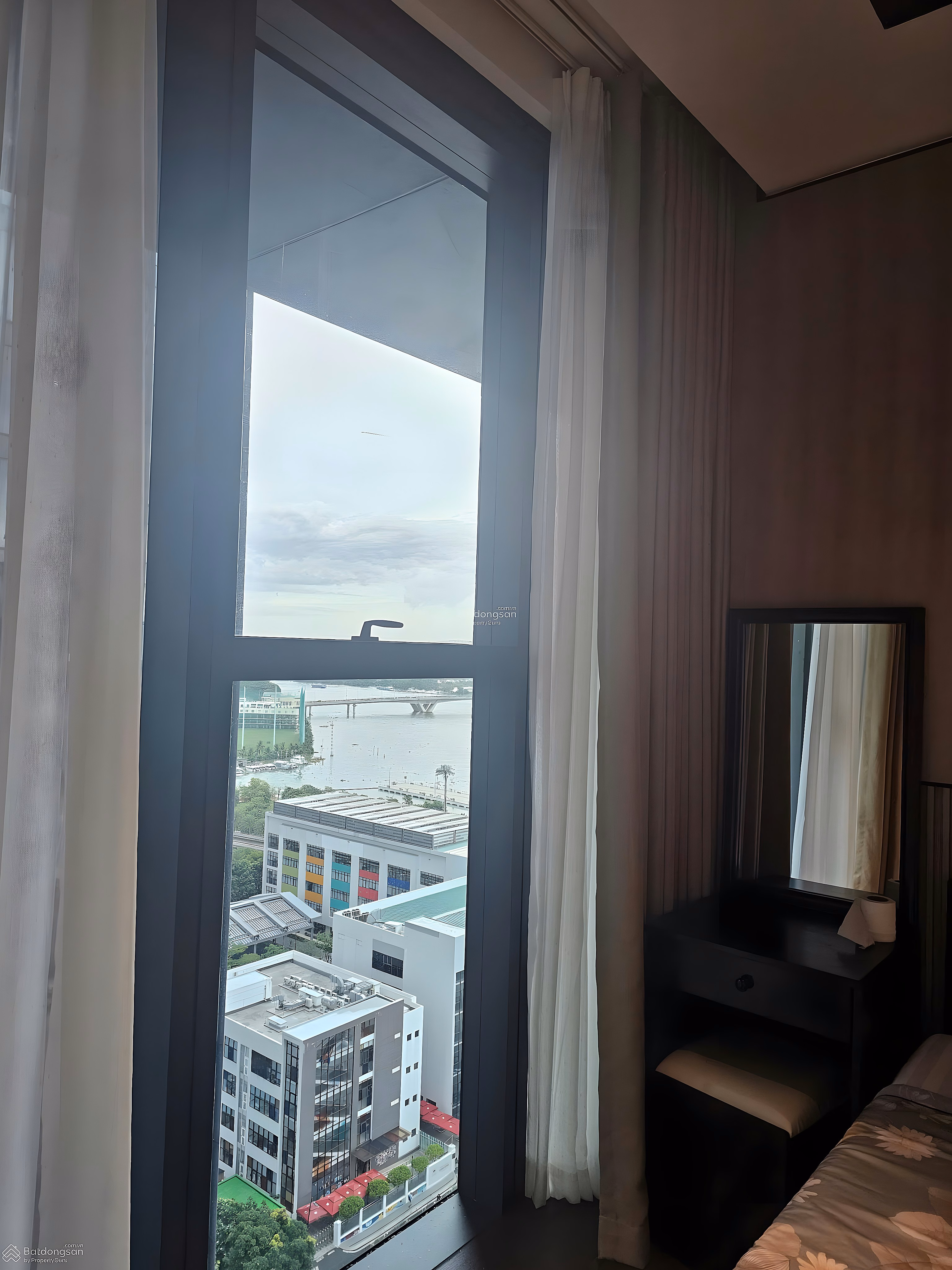 Selling 1-bedroom apartment at Lake Tower - Grand Marina Saigon - Beautiful view, pink book in hand