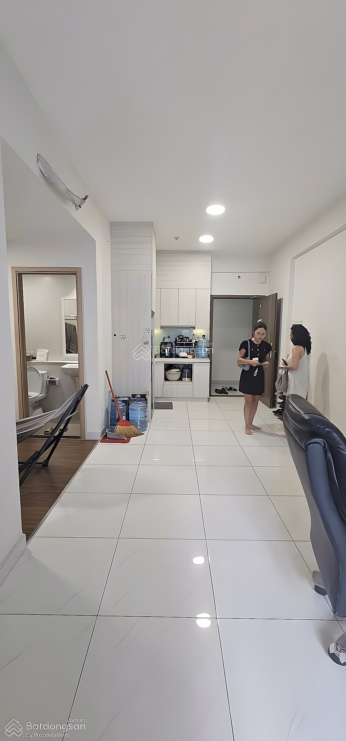 Thu Thiem Garden apartment for sale at super bargain price of 2.75 billion, 52m2, 2 bedrooms, 2 bathrooms at Phuoc Long B, District 9, HCM 0909 940 ***