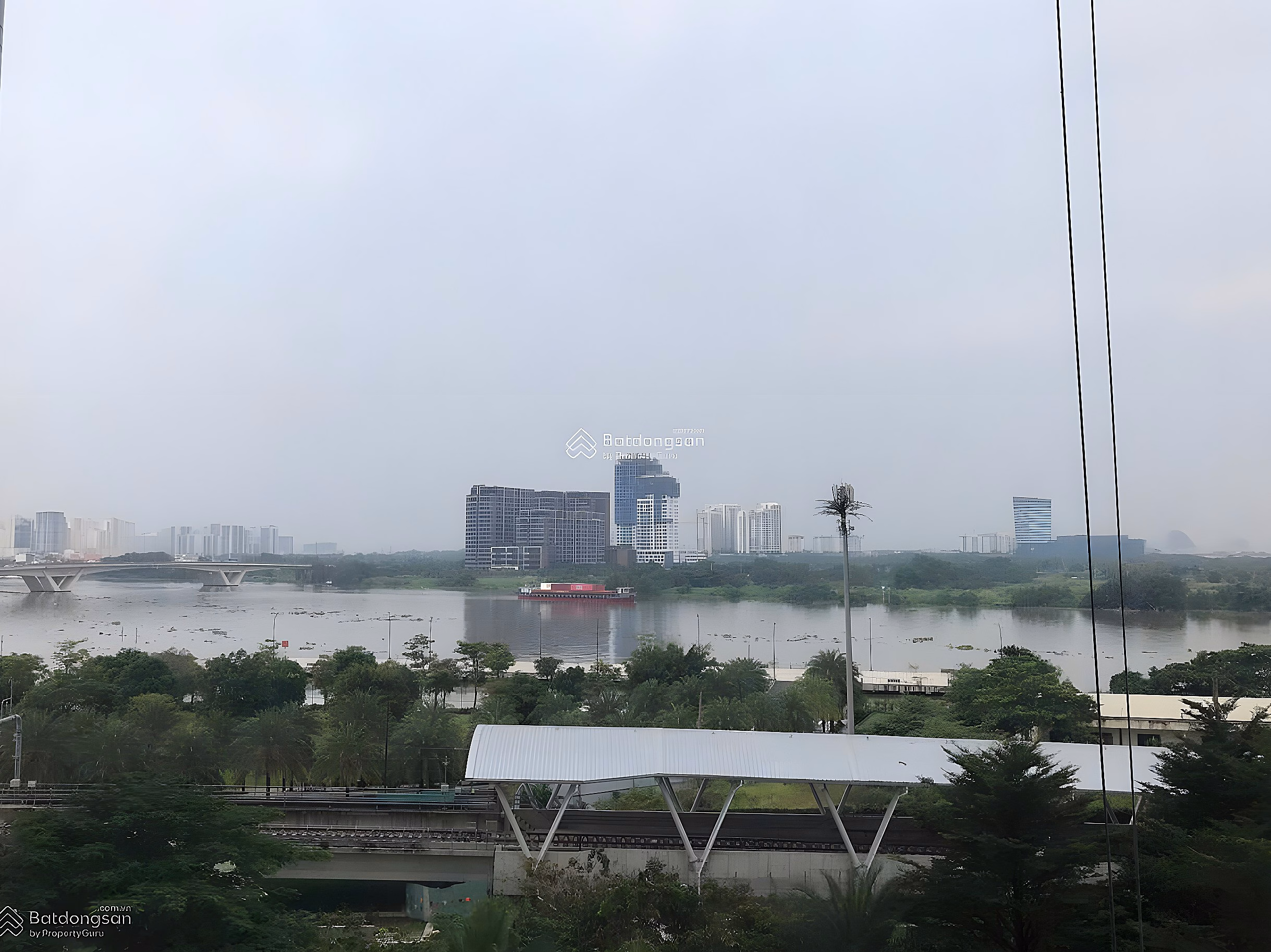 Vinhomes Golden River Aqua 3 apartment for sale - 119m² - Fully furnished - River view - Pink book