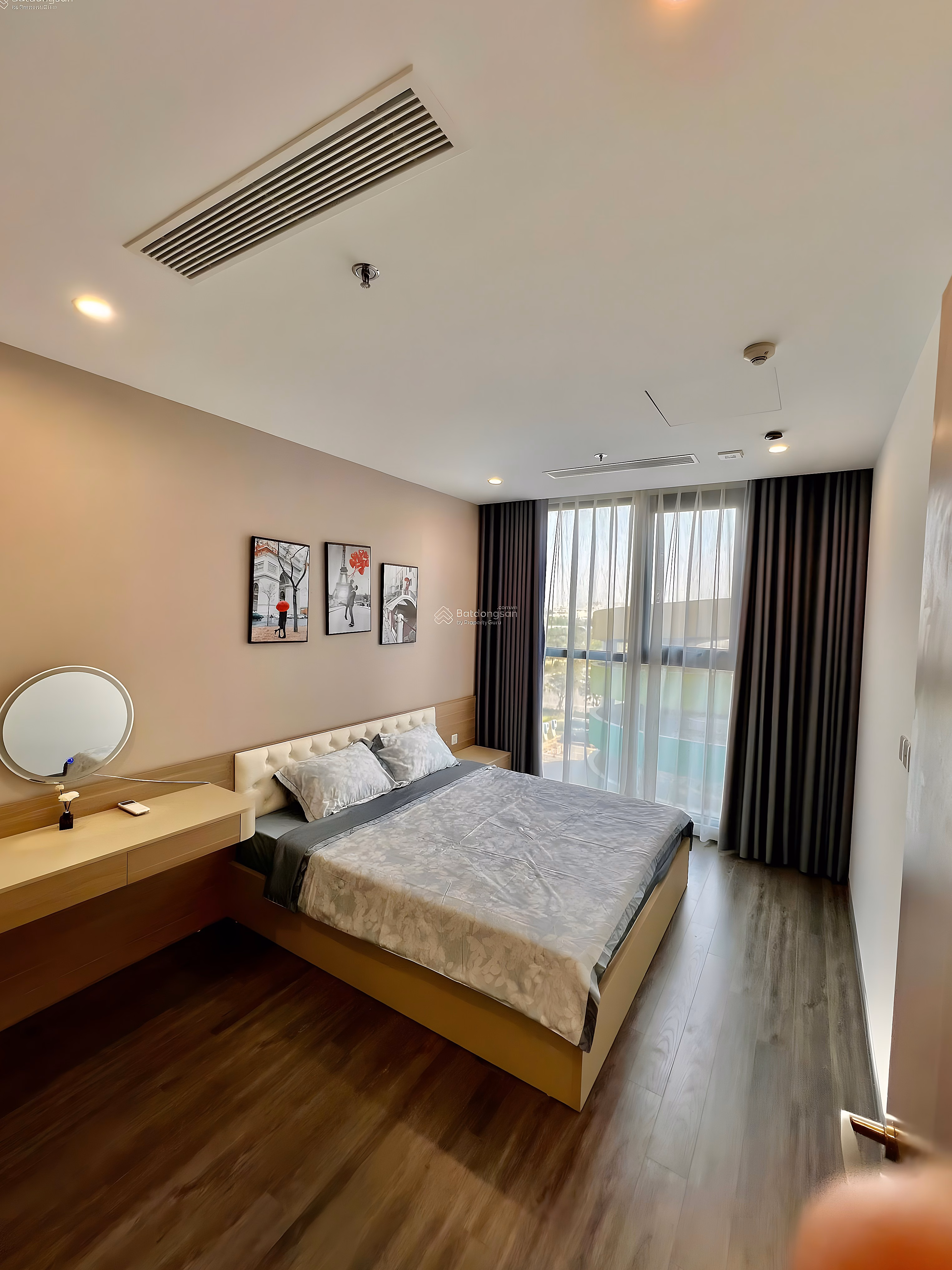 E Nguyet has a fund of apartments for rent at Vinhomes Ocean Park, very nice and guaranteed the cheapest price. TT 1 year contract