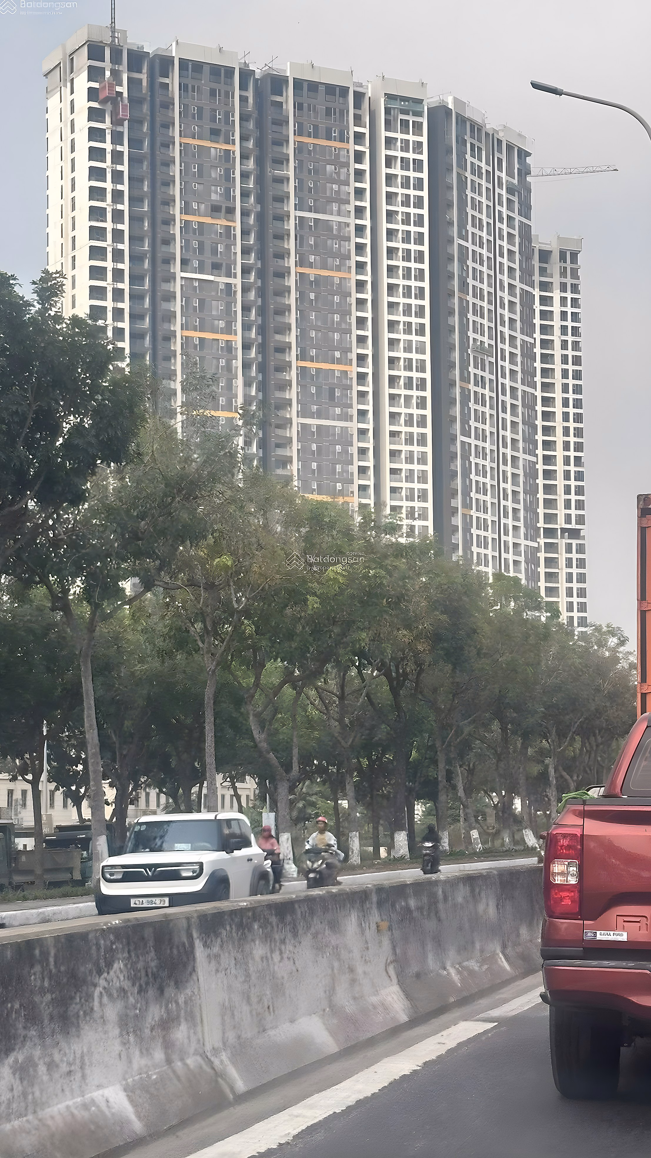 Owner sells CH Masterise with river view, open sea view September 2026, handover for rent 25 million/month