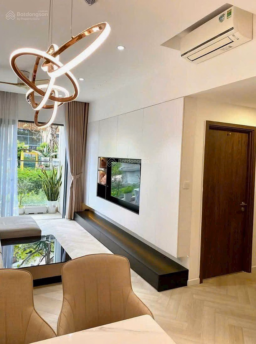 BRILLIANT CELADON GROUND APARTMENT FOR SALE 96M2 GOOD PRICE