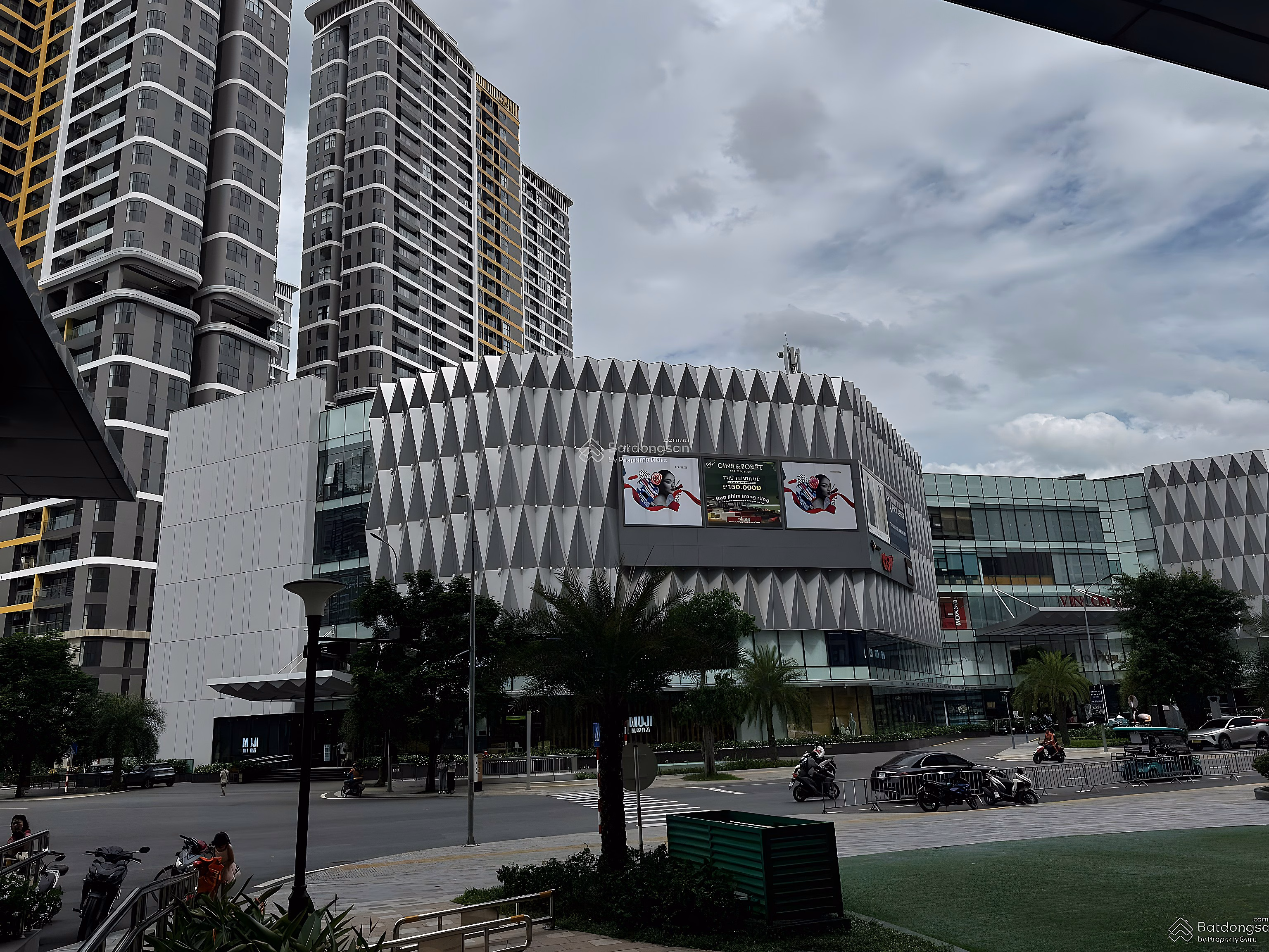 Selling CC Studio directly at Vincom Mega - Vinhomes Grand Park - 2.09 billion
