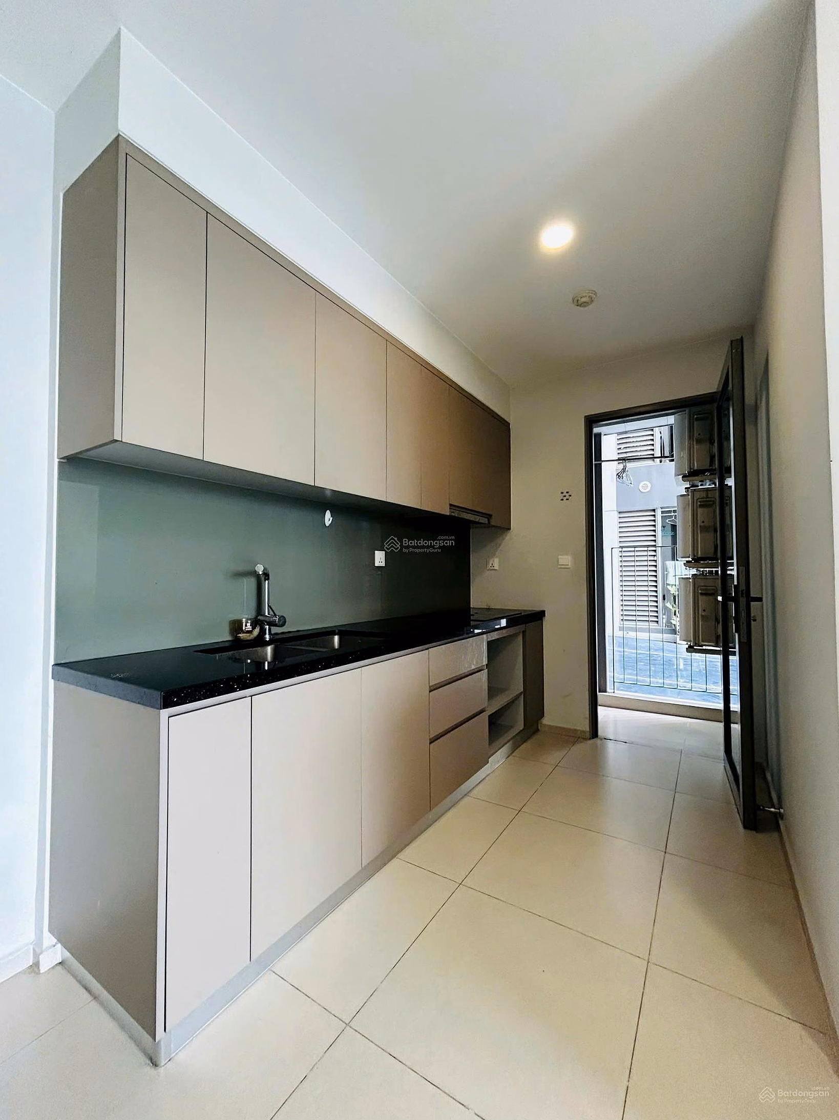 Good price apartment 69m2 Full fee 3.25 billion 2 bedrooms + 2 bathrooms - Full furniture, View outside area, bank loan supported