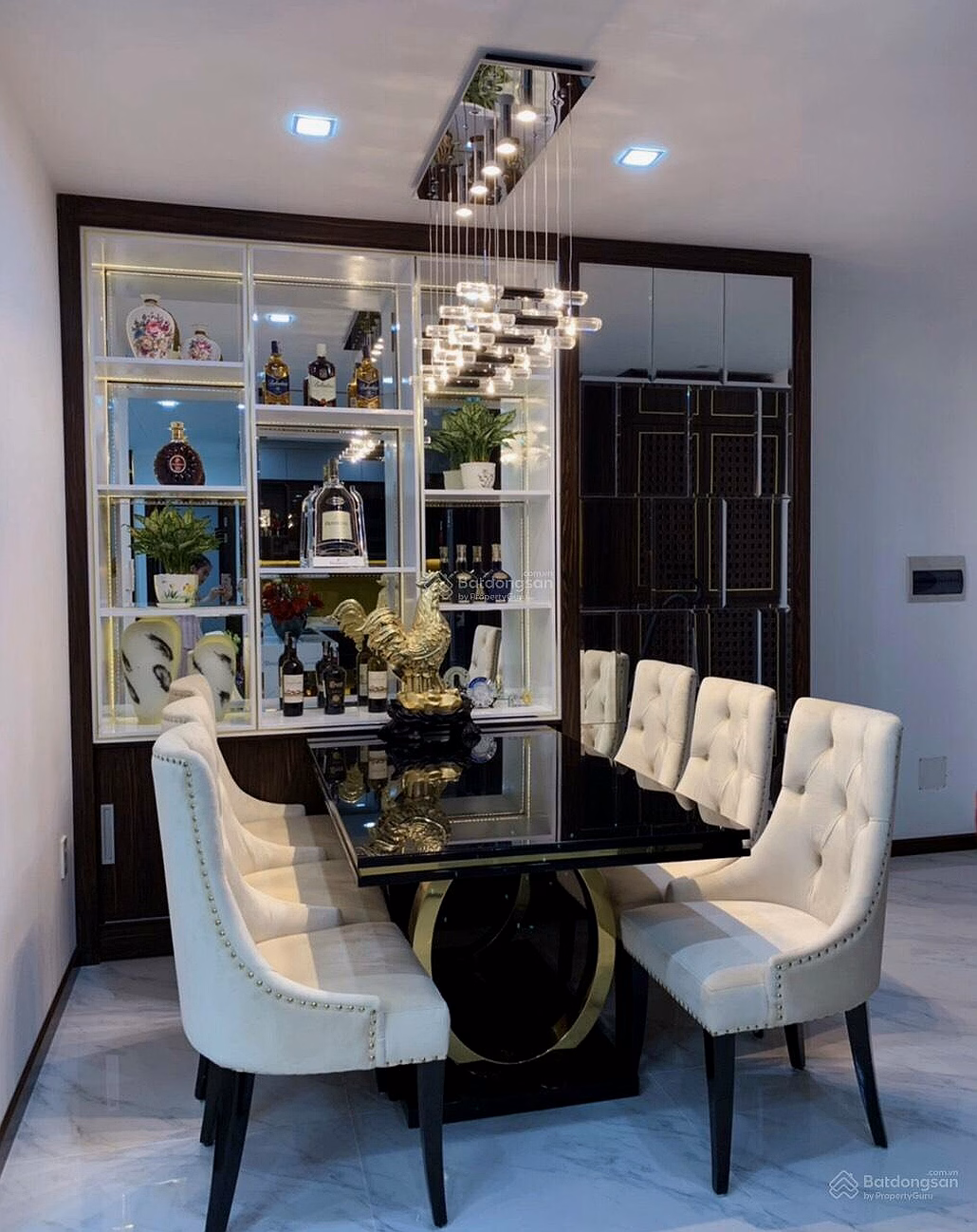 Residency abroad - urgent sale CC Son Ky 2 (Tan Phu) 108m2, 3 bedrooms, price 6 billion