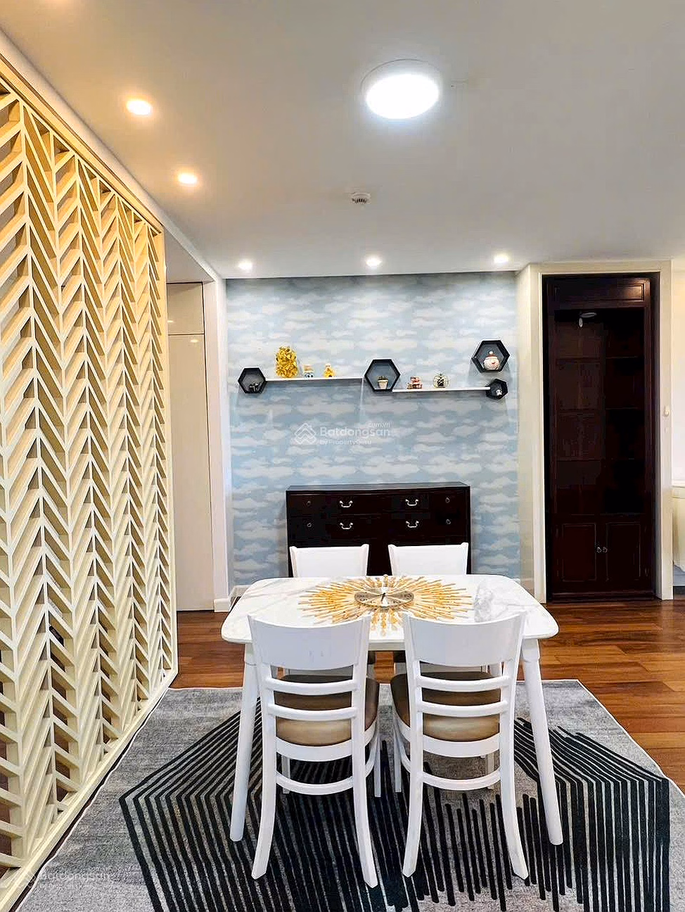 Good price! Green View apartment for sale 3 bedrooms 106m2 only 8.5 billion fully furnished LH Lan 0906 743 ***