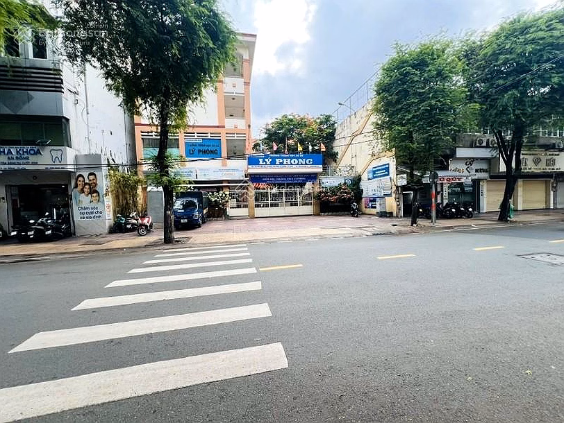 Old apartment for sale in District 5 - An Dong Market center - Nguyen Duy Duong Apartment Ward 9 Q5 - 60m2 floor