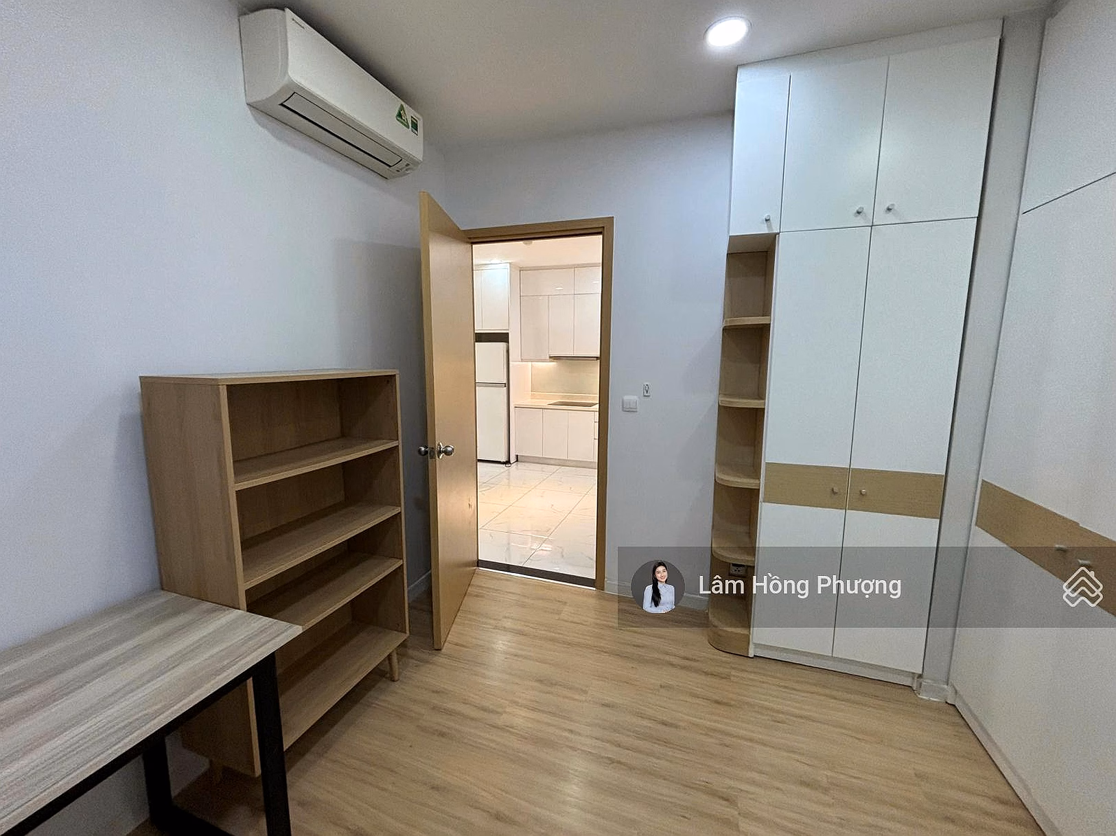 Selling 72m² An ​​Gia Skyline apartment in District 7 for 5 billion with pink book available - 0939 220 *** Ms. Phuong
