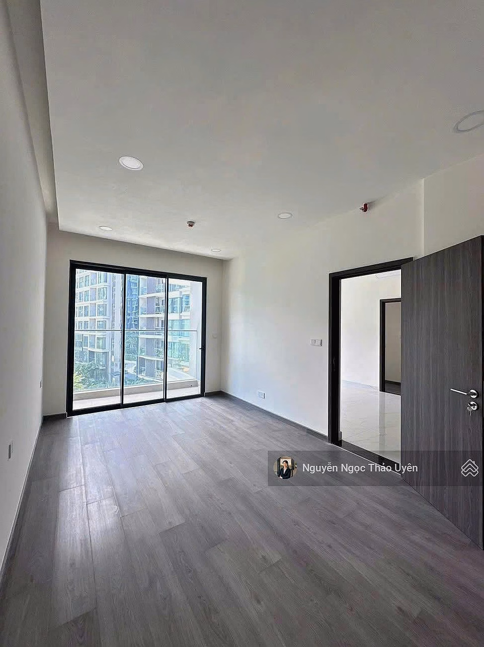 Centery pool view 120.7m2 - 3 bedrooms 3 bathrooms schedule 36TH price 10ty980