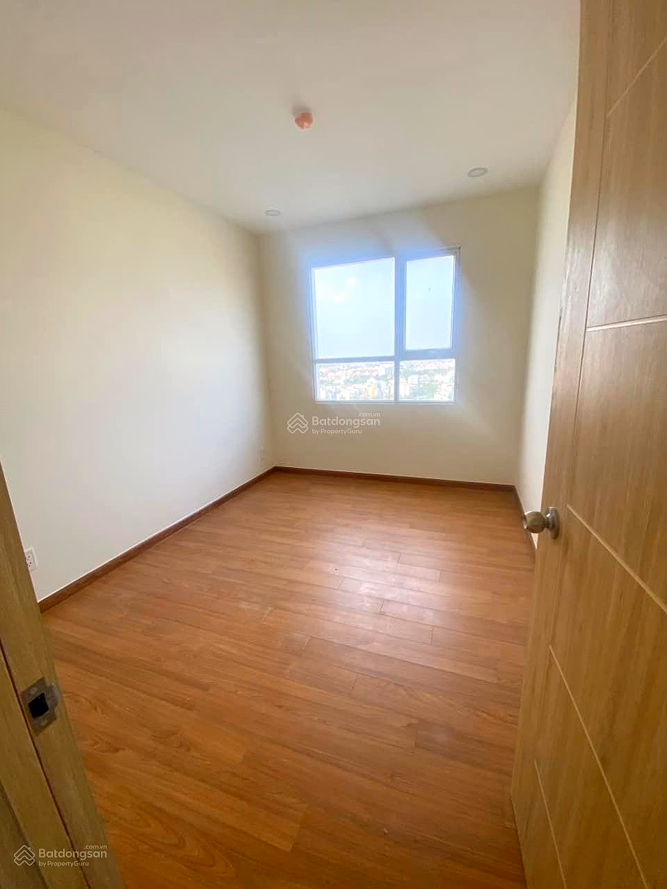 Owner needs to sell 2 bedroom apartment - Not flooded during stormy season or high tide