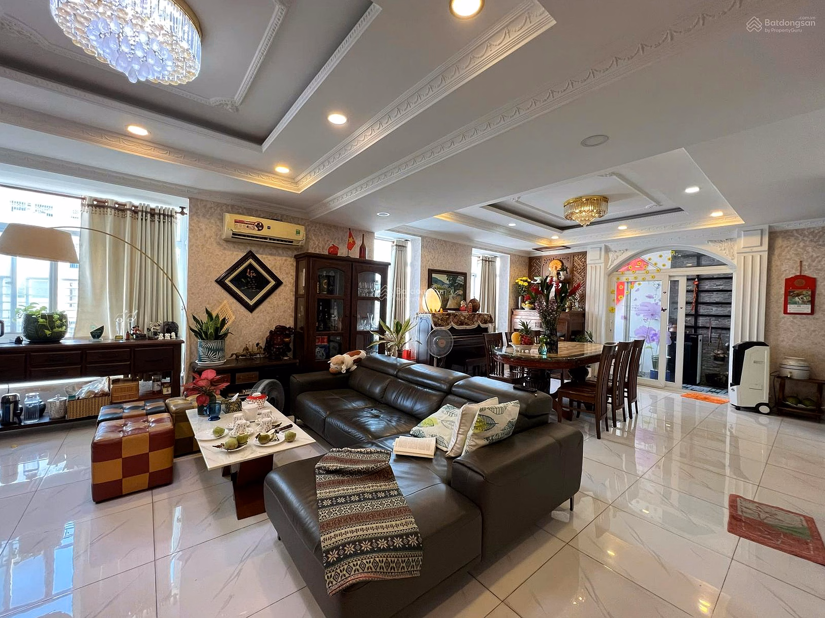 Stuck in money, quick sale of Penthouse Sky Garden 3 at Pham Van Nghi, Phu My Hung, good price