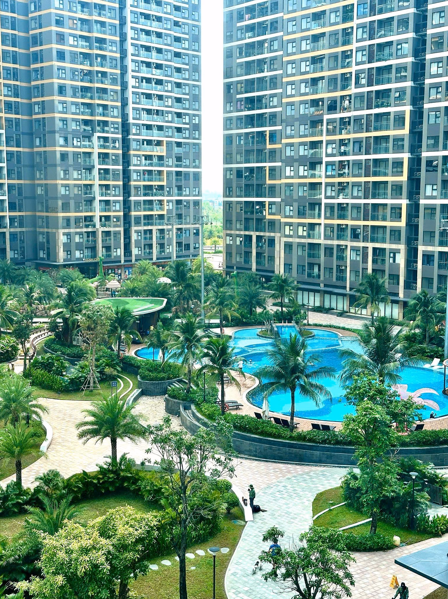 Price only 4 billion 190 for corner apartment 2 bedrooms + 69m², Glory Heights, fully furnished, pink book available, pool view