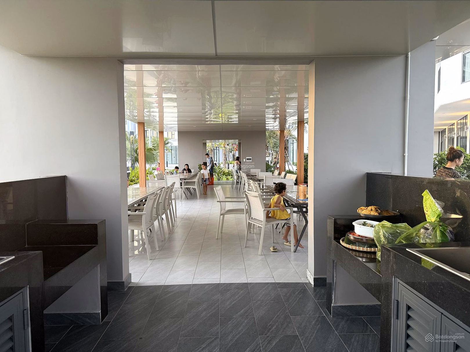 100% real price: Transfer of 1 bedroom apartment + MT Eastmark City 60.9m for 2 billion 800 million including fees 0963 631 ***