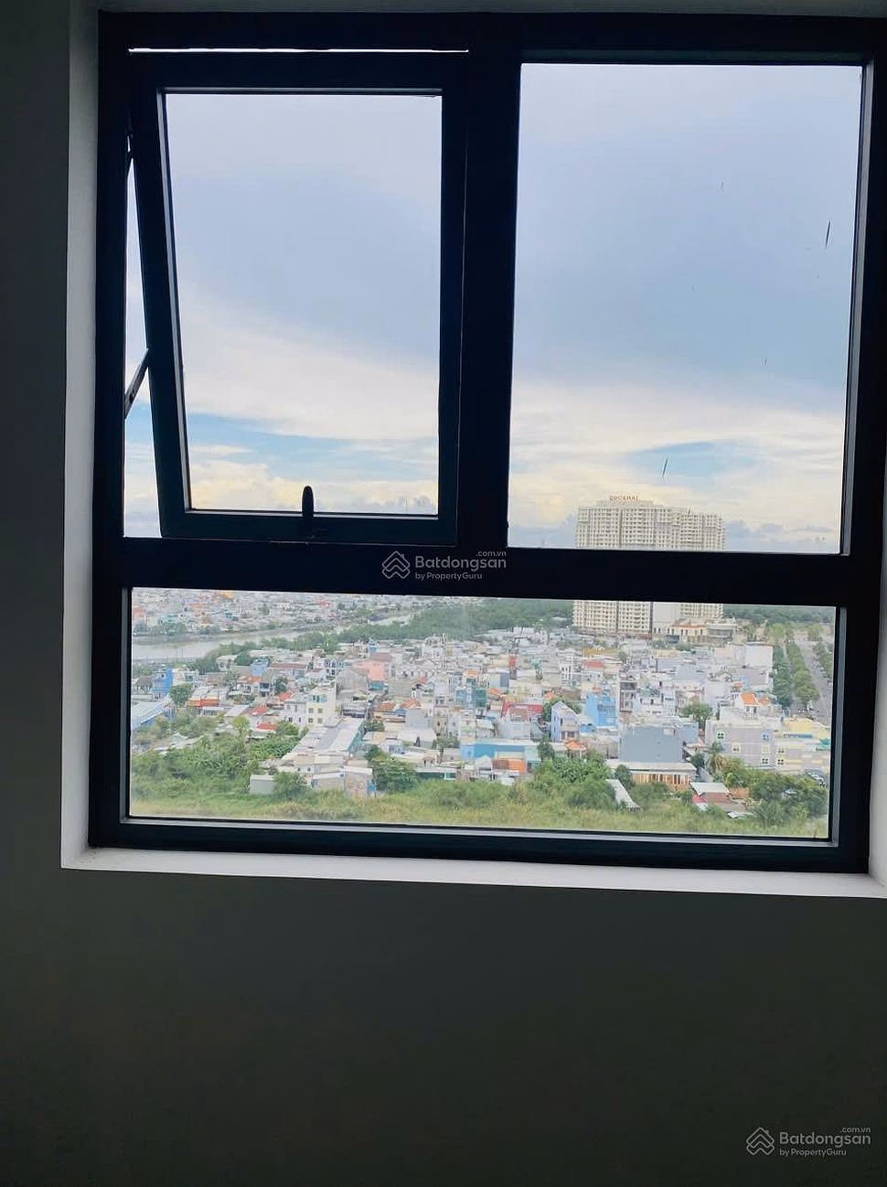2 bedrooms 2 bathrooms 70m2 Q7 Boulevard Nguyen Luong Bang - South direction - High floor - 3,950 (tax included)