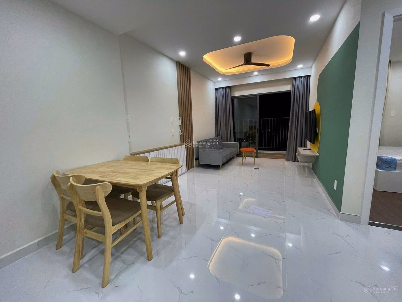 Need to urgently transfer Sky 9 District 9 76m² 2 bedrooms