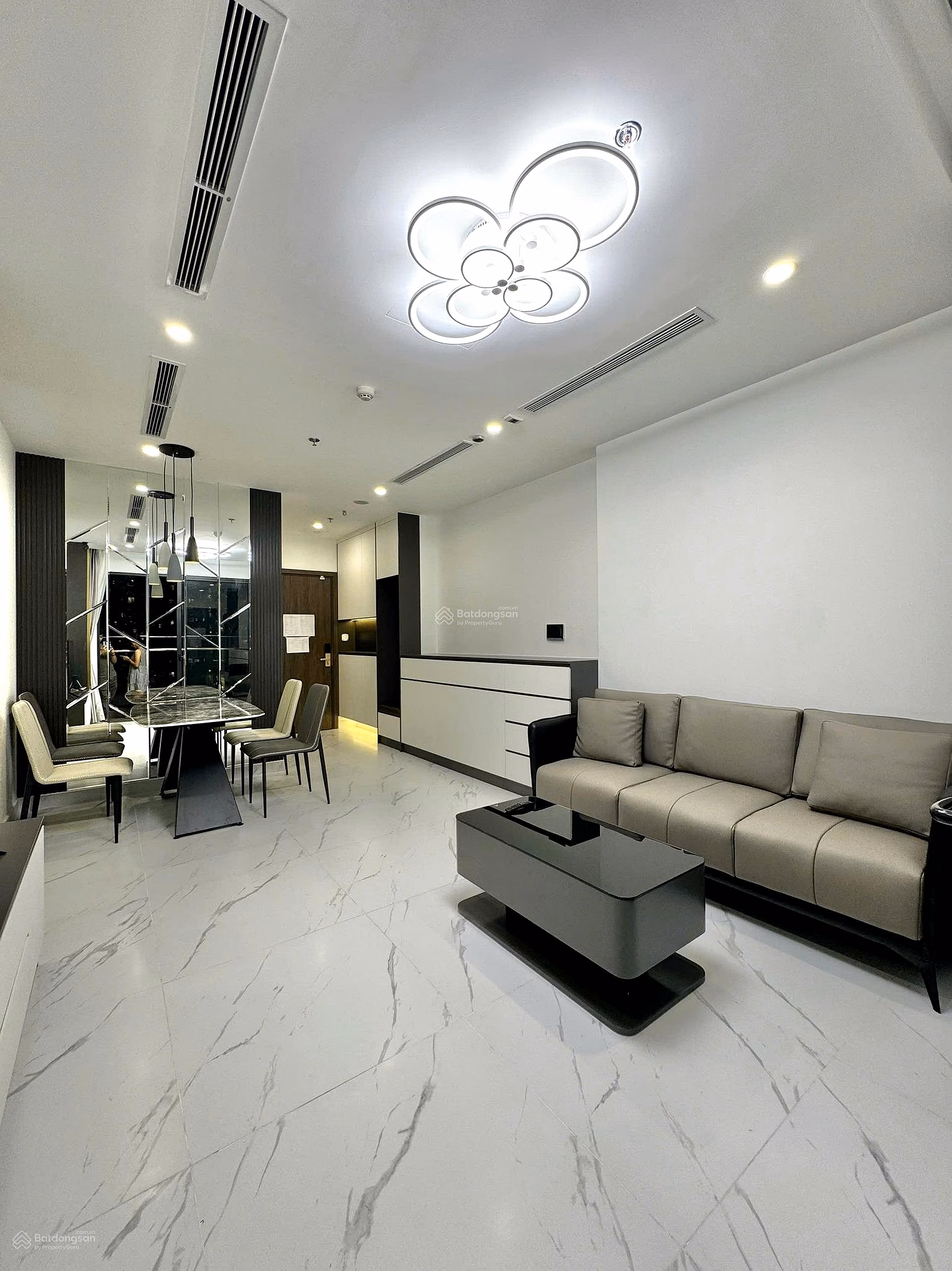 Khanh Hoi 1 apartment for sale, 82m2, 2 bedrooms, 2 bathrooms, at Ben Van Don, Ward 1, District 4, HCM
