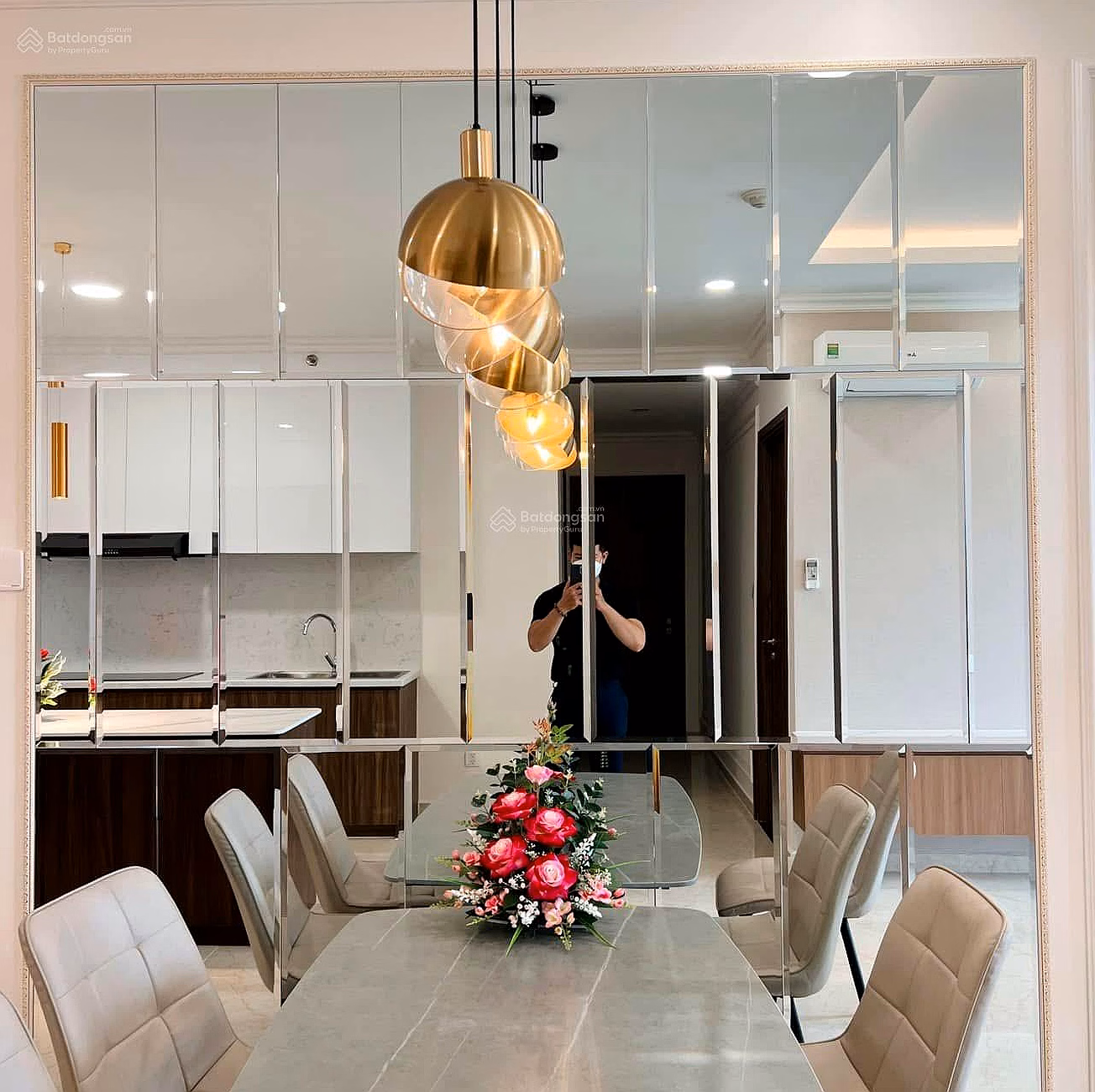 The most beautiful corner apartment in St Moritz, fully furnished, 80m2, 2 bedrooms-2 bathrooms. Contact Thanh 0987 303 ***