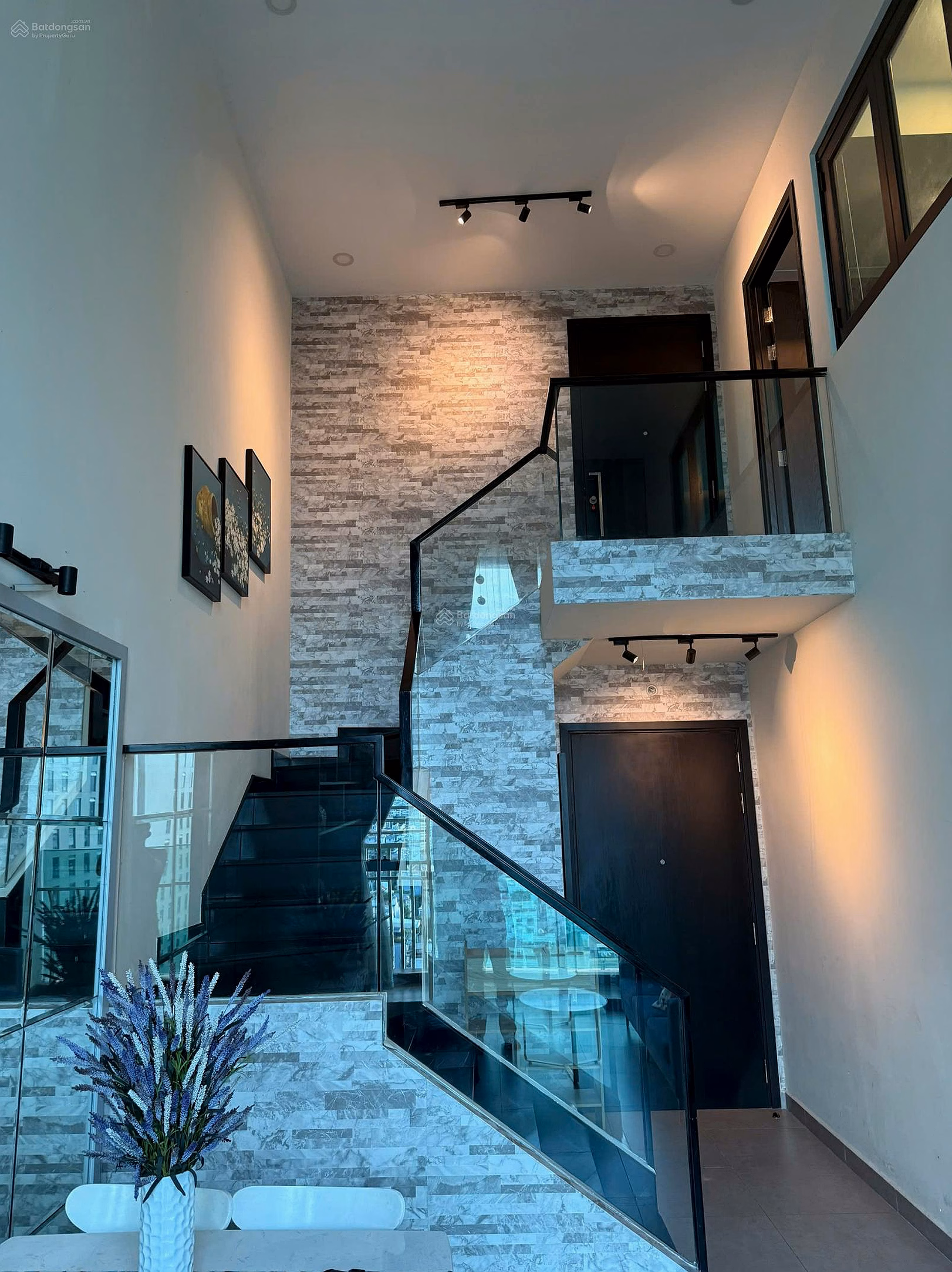 Feliz En Vista apartment for sale, 10 billion, 90m2, 2 bedrooms, 2 bathrooms, fully furnished at Thanh My Loi, District 2, HCM