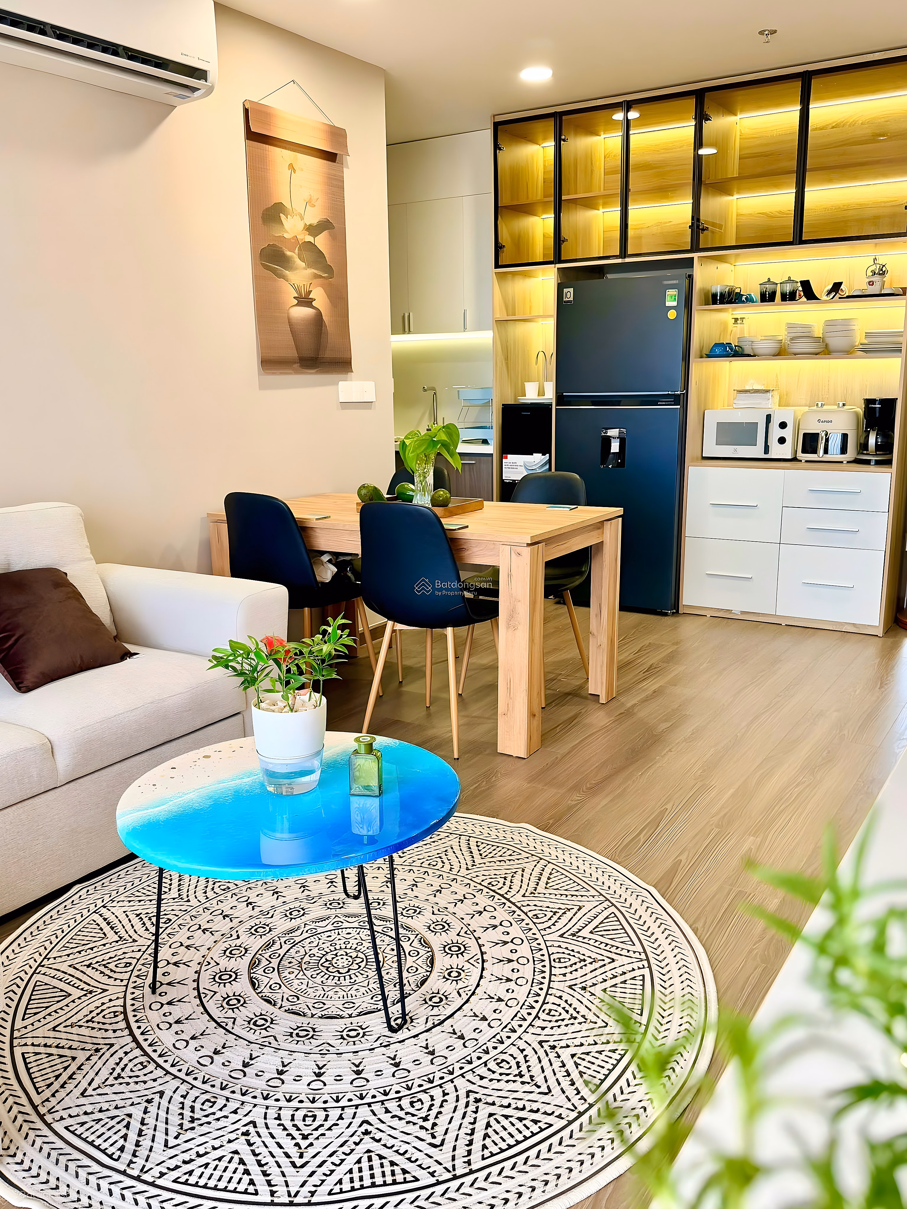 FPT Plaza 2 apartment for rent with super high floor view