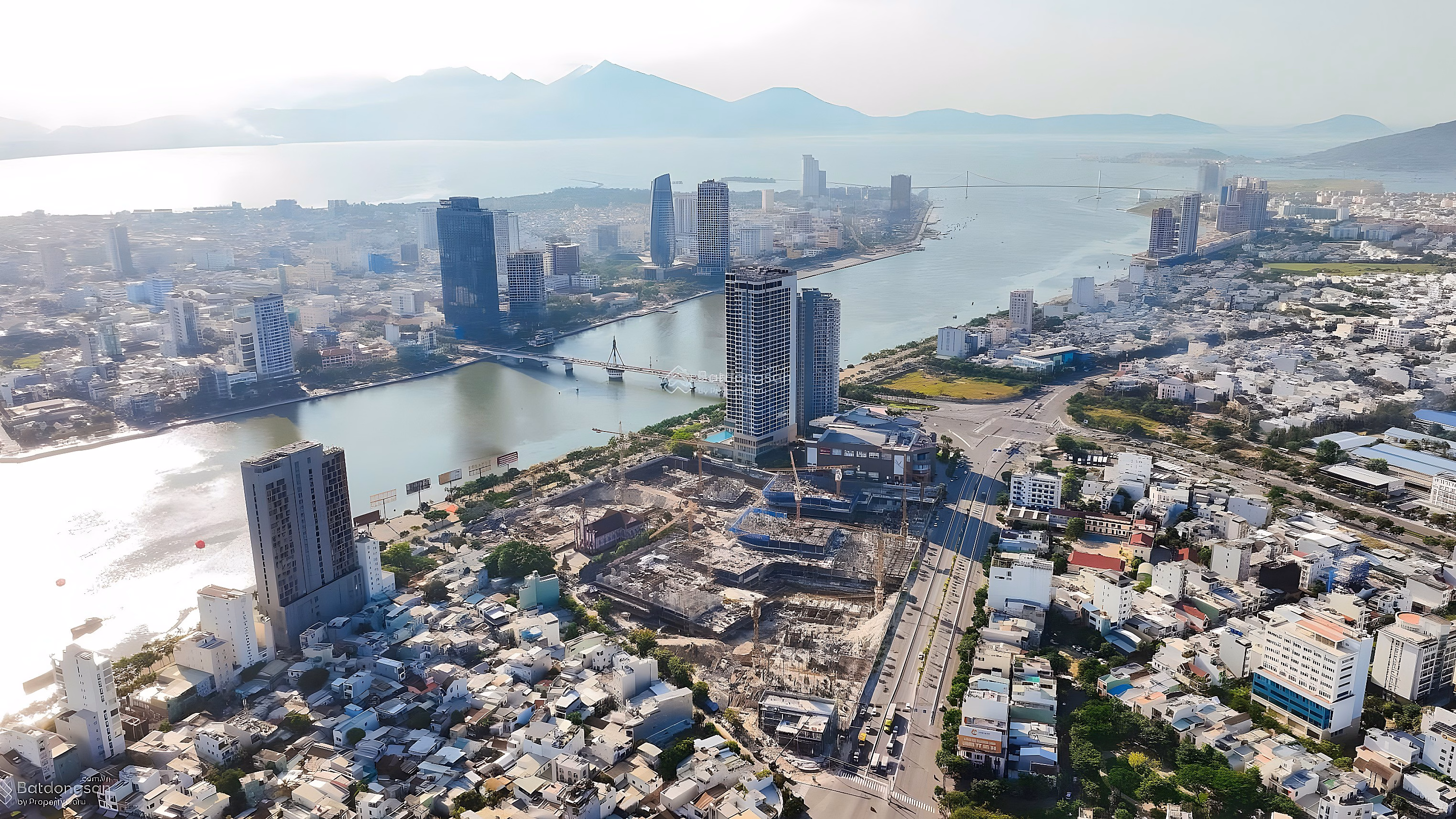 Rare beautiful apartment 2 bedrooms Capital Square Da Nang - price only 79 million/m2