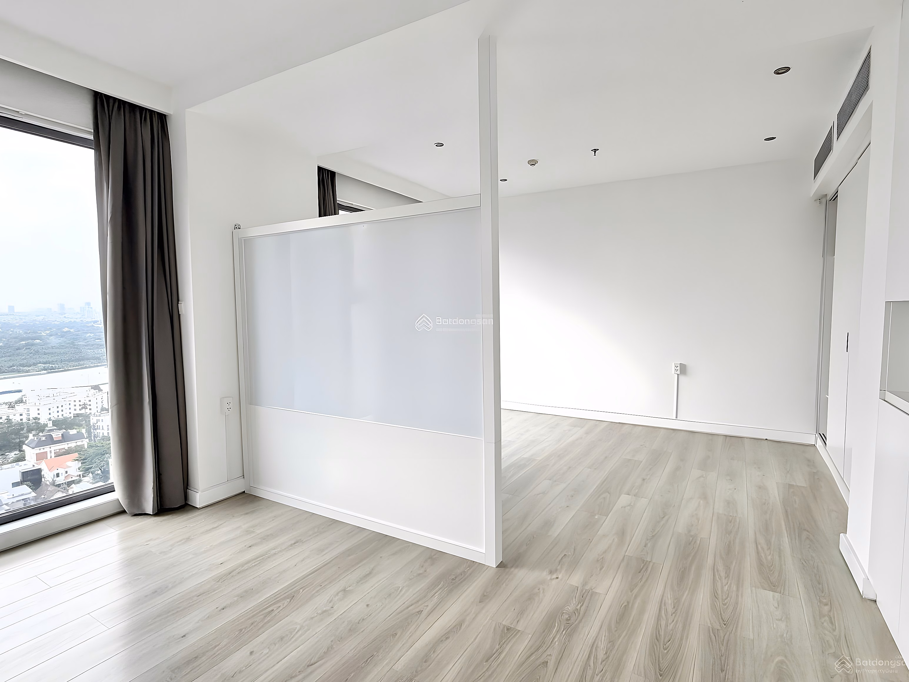 Duplex apartment for sale, Gateway Thao Dien, 246m2, 3 bedrooms, river view & Landmark, price 45 billion all in
