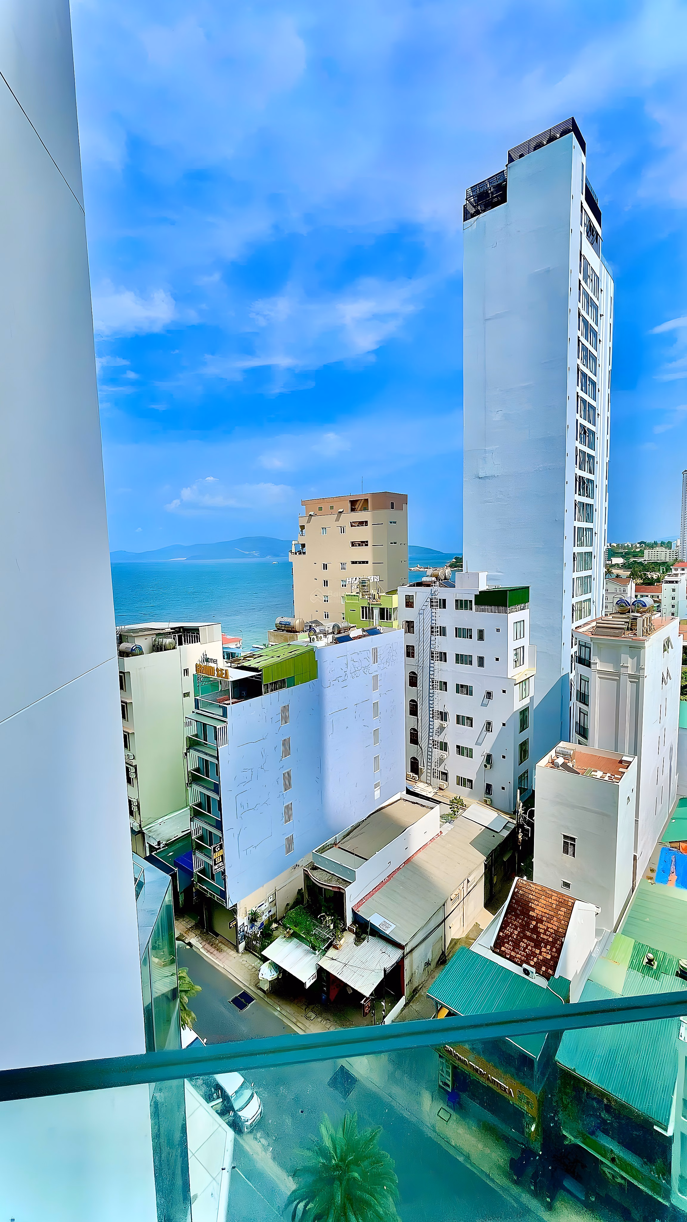 Quick sale of Scenia Bay Nha Trang studio apartment, area 45m2, Southeast view, full amenities, price only 2.6 billion