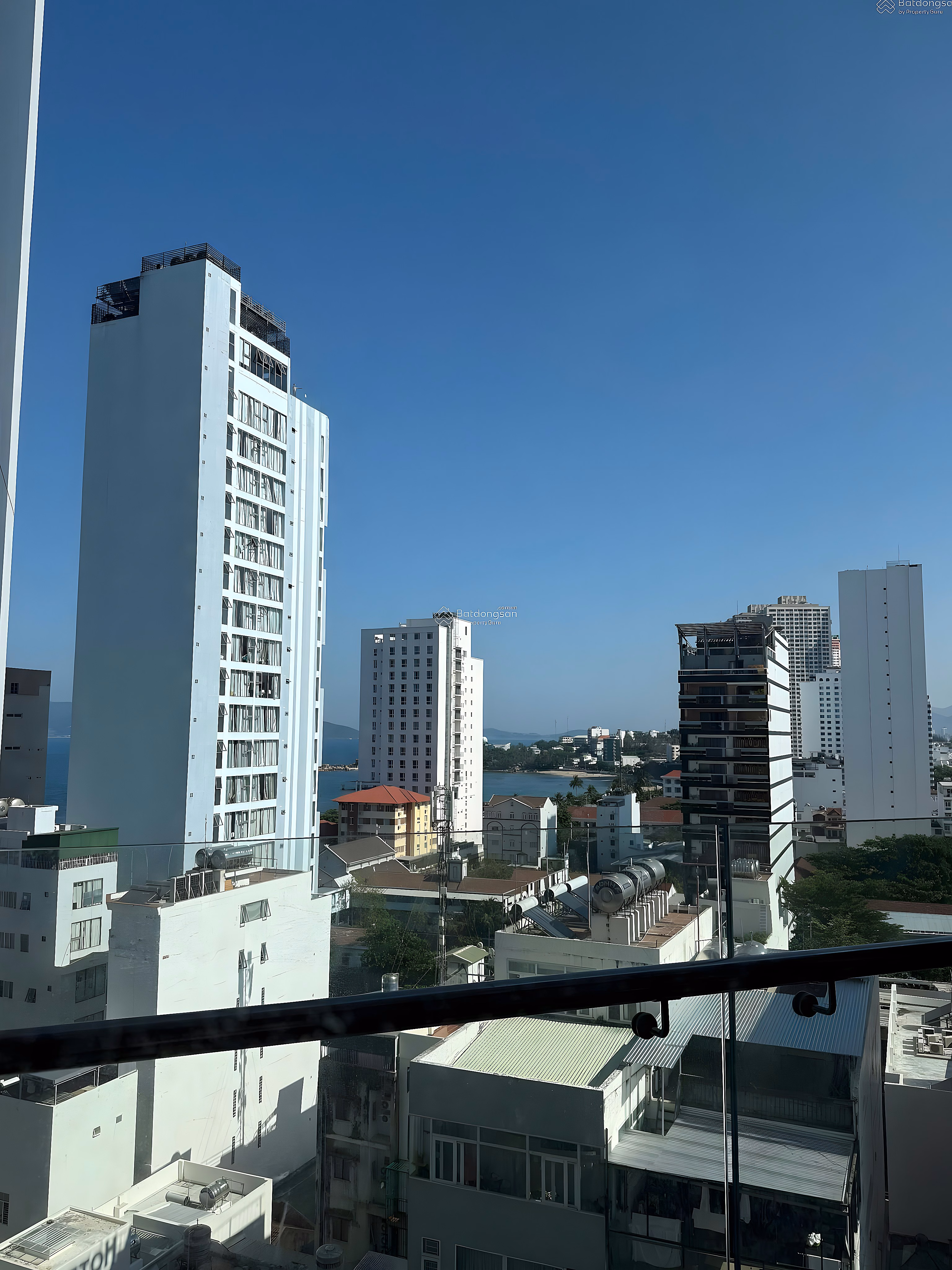 Quick sale of Scenia Bay Nha Trang studio apartment, area 45m2, Southeast view, full amenities, price only 2.6 billion