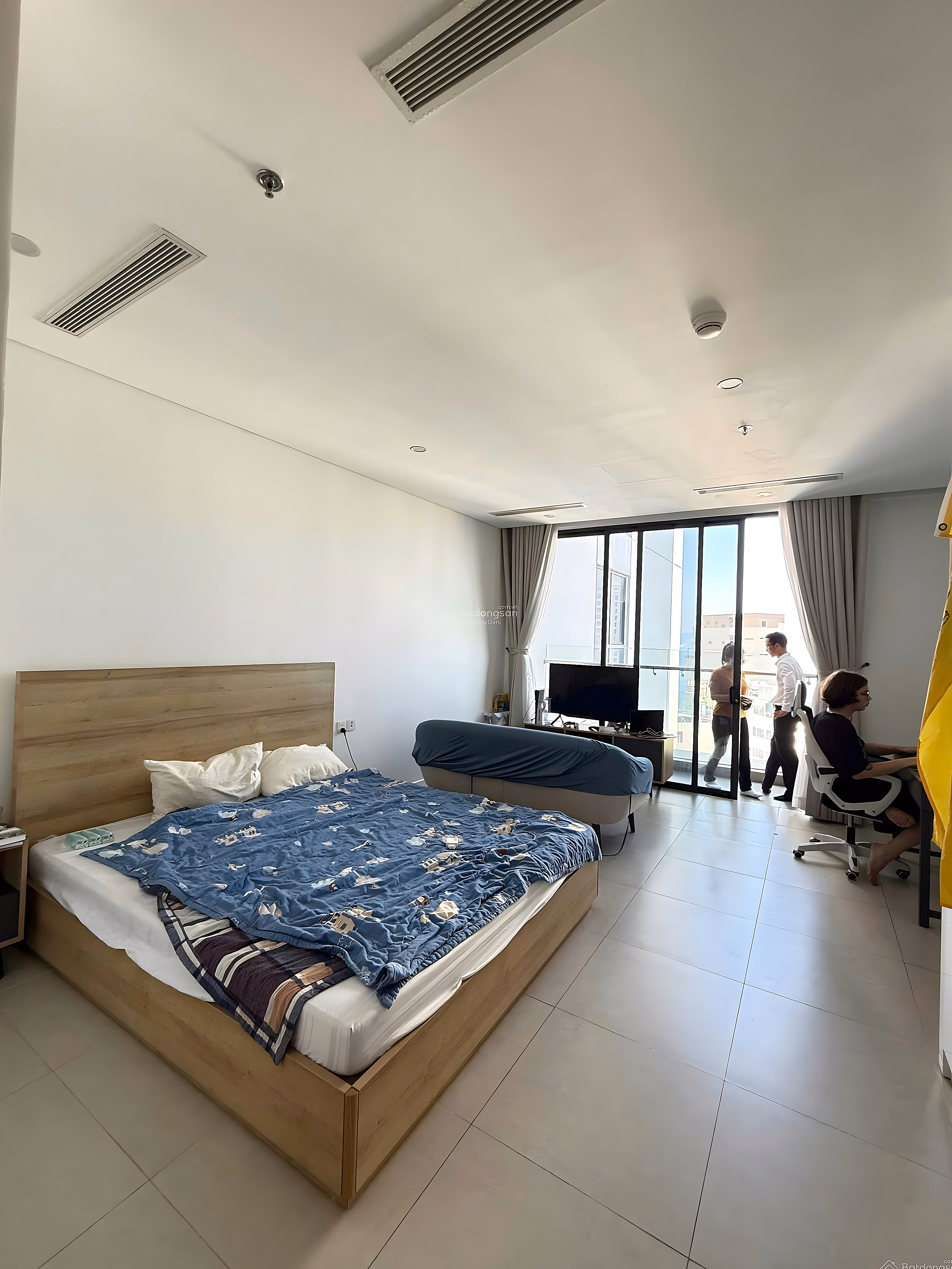 Quick sale of Scenia Bay Nha Trang studio apartment, area 45m2, Southeast view, full amenities, price only 2.6 billion