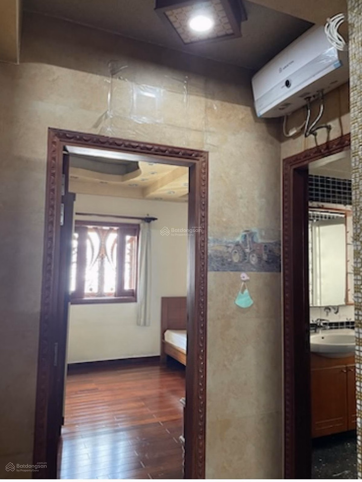 Beautiful, luxurious house for sale, especially for art groups, artists, creatives, and new styles