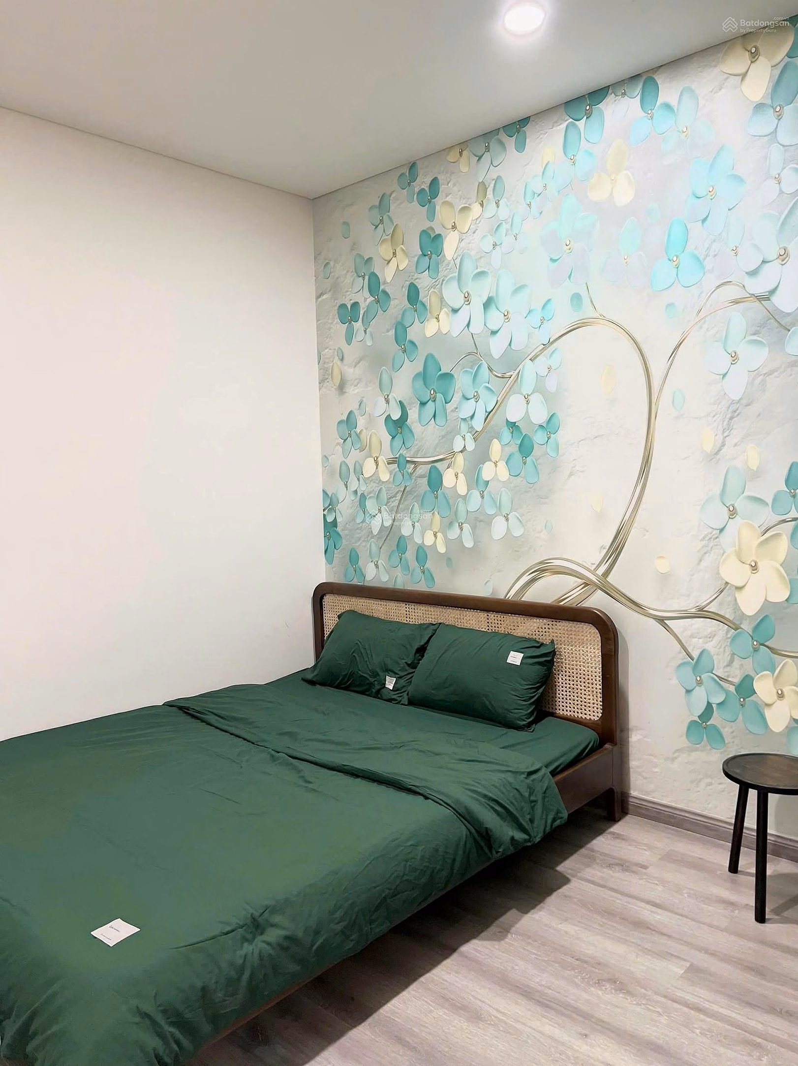 2 bedroom Monarchy apartment for rent, fully furnished, high floor, Han river view