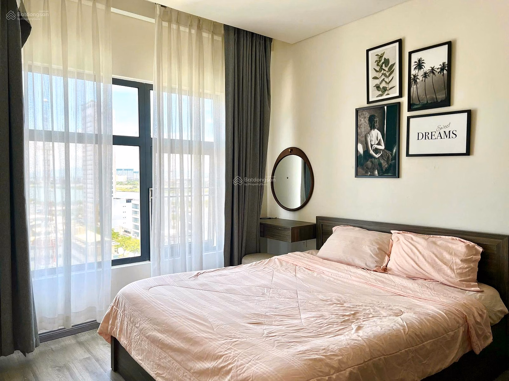 2 bedroom Monarchy apartment for rent, fully furnished, high floor, Han river view