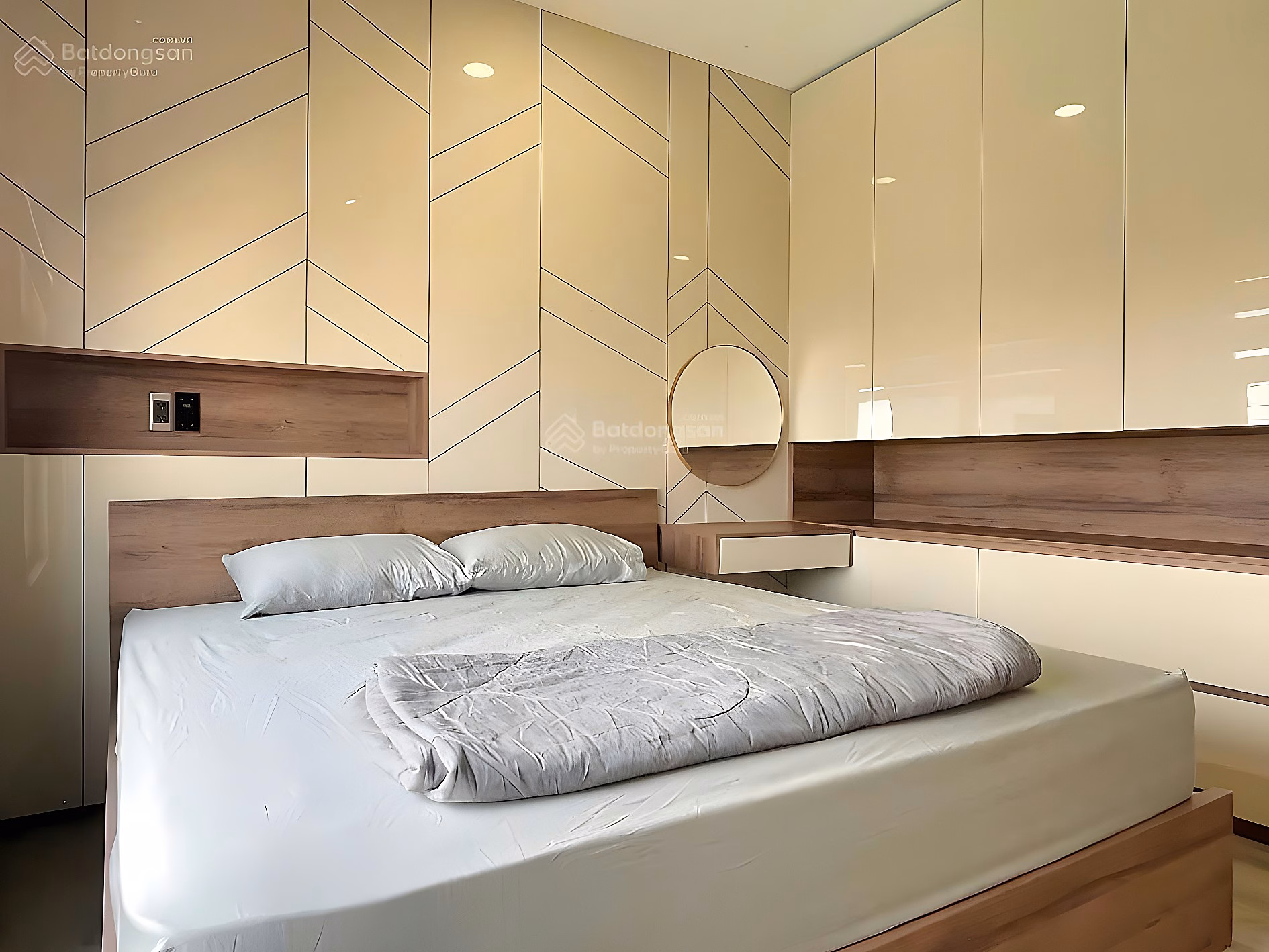 The Monarchy apartment for rent, 18 million, 79m2, 2 bedrooms, 2 bathrooms at An Trung 2, Son Tra, Da Nang