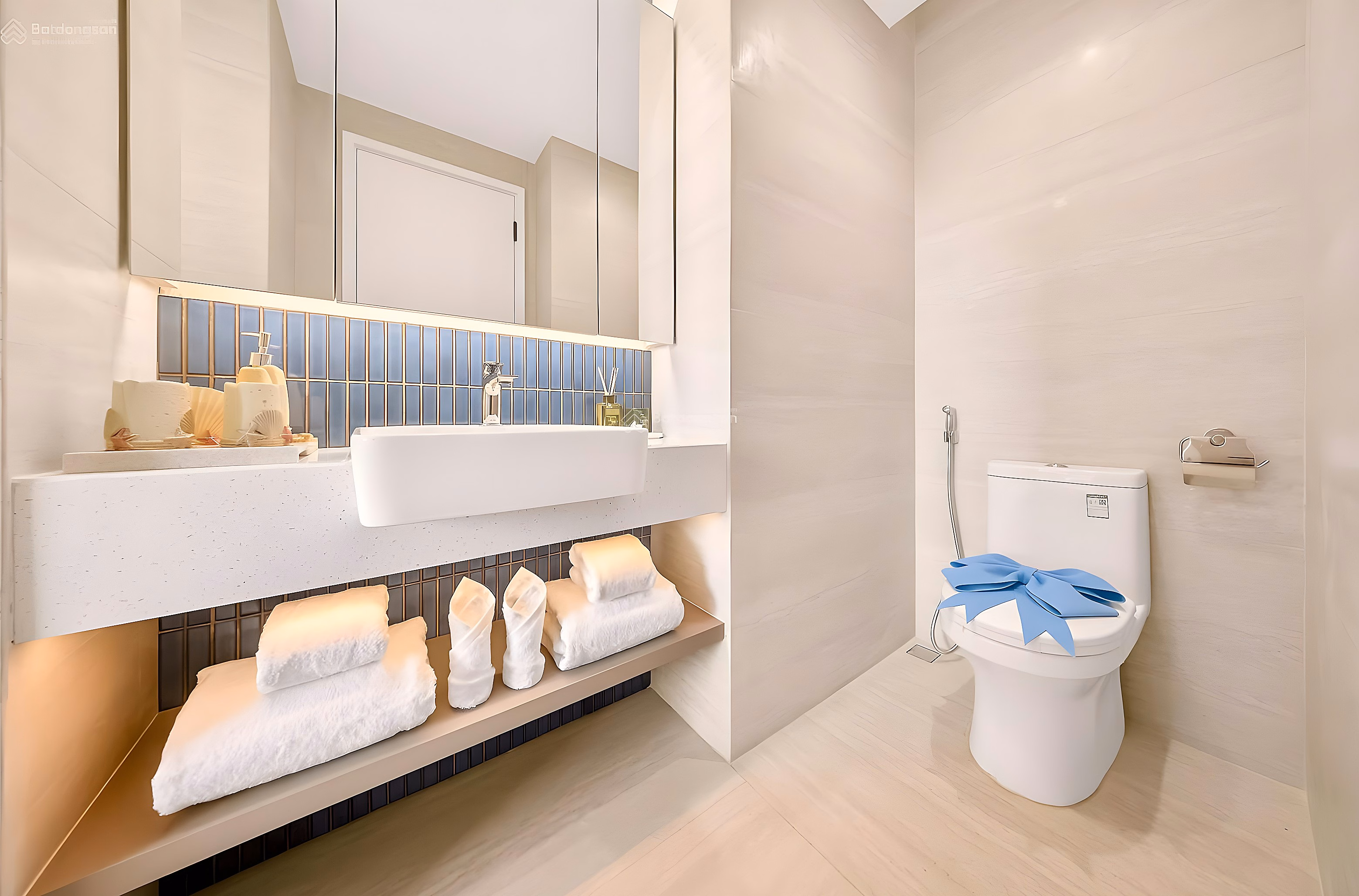 Own an Onsen apartment, apartment 27 with million-dollar views from the bedroom and balcony
