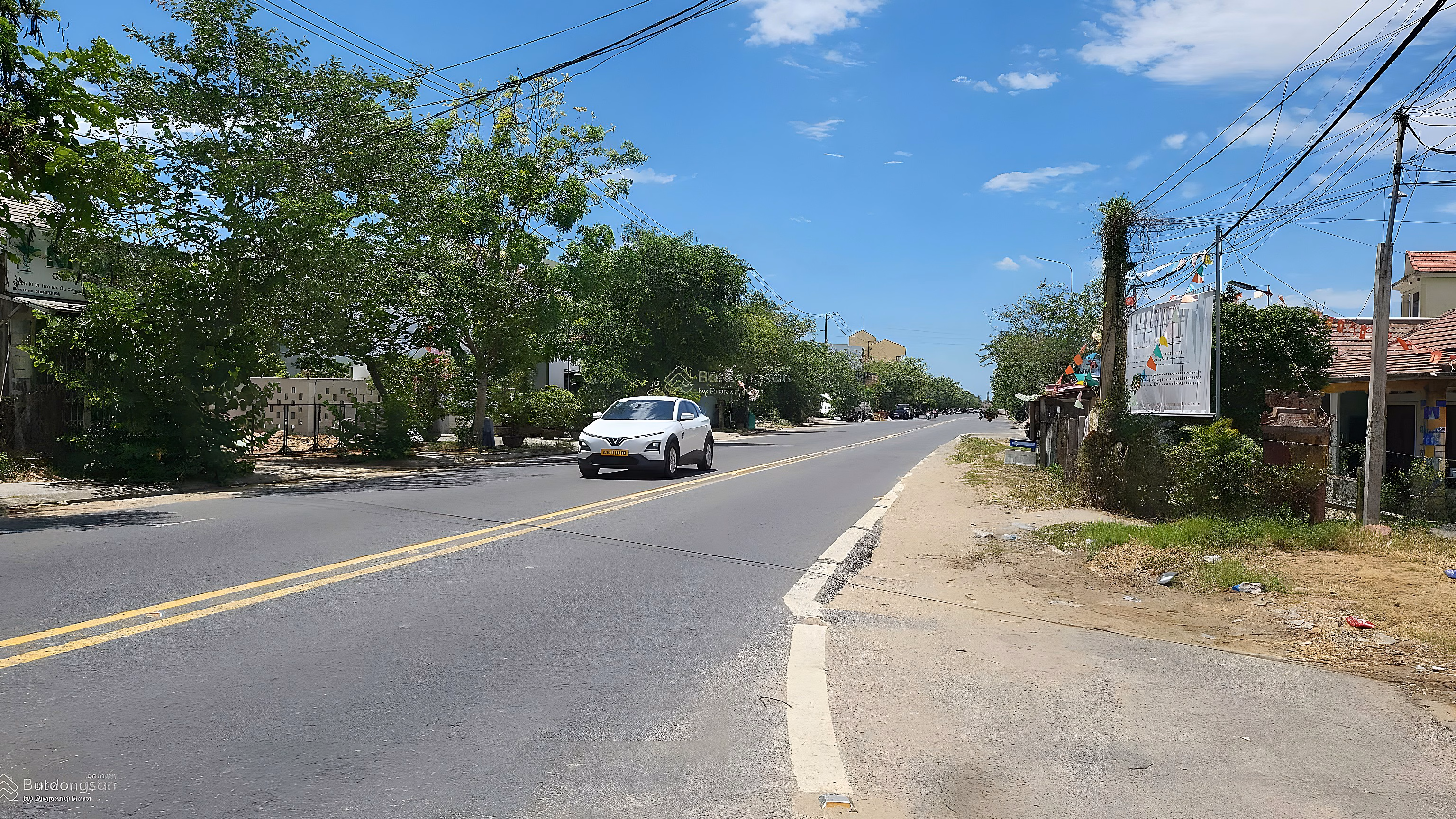 Rare goods facing Nguyen Tat Thanh, Hoi An, the owner offers to sell 2 plots of land adjacent to the frontage