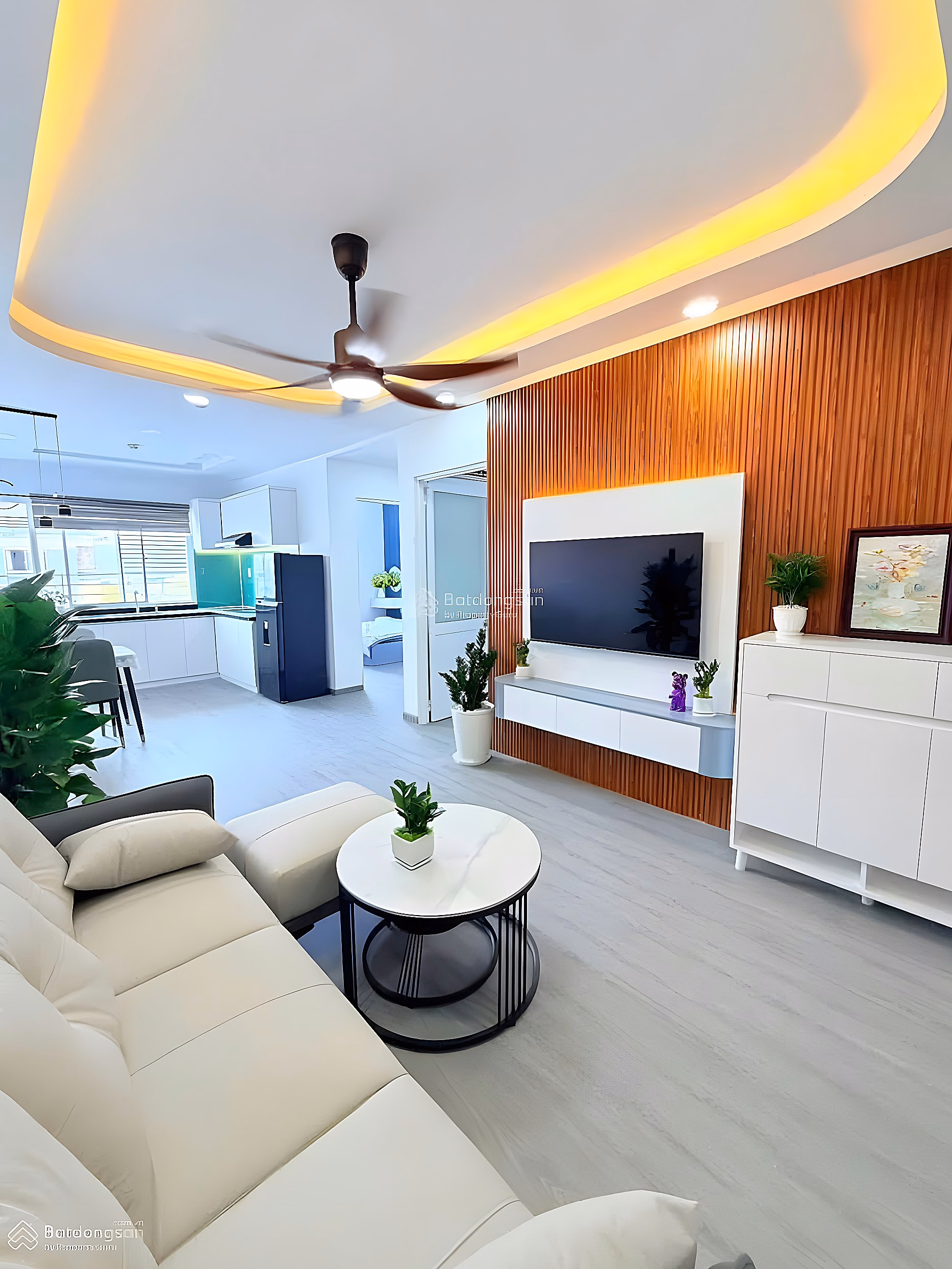 CT6A Vinh Diem Trung apartment with 2 bedrooms has a window on the 7th floor with internal view for only 2 billion 430 million