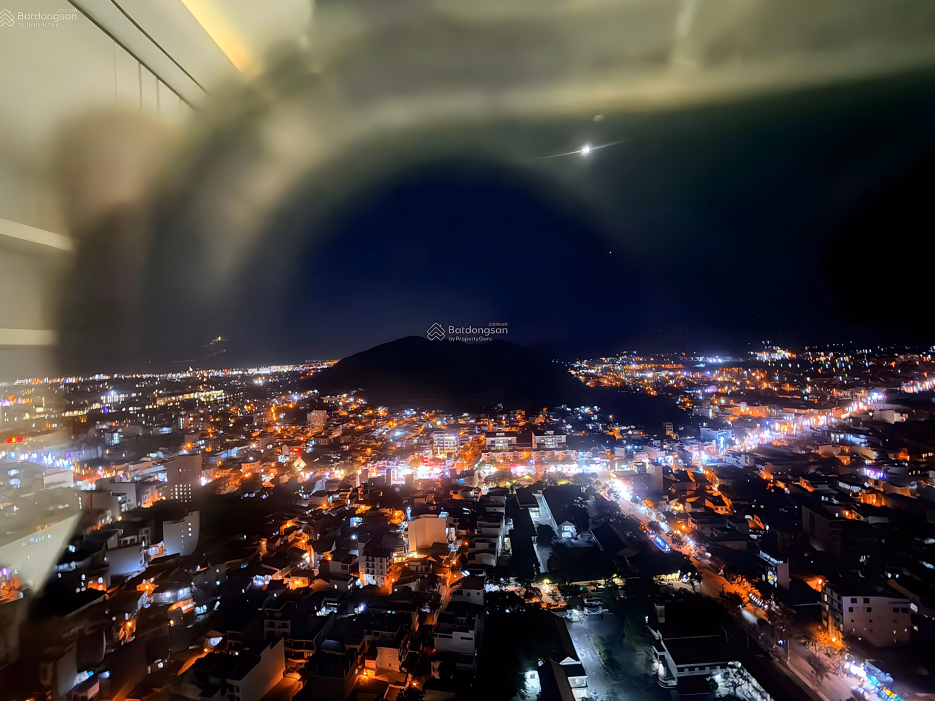 OC3 Muong Thanh Vien Trieu apartment 2 bedrooms 2 bathrooms, 36th floor, open view, price 4 billion 180 million