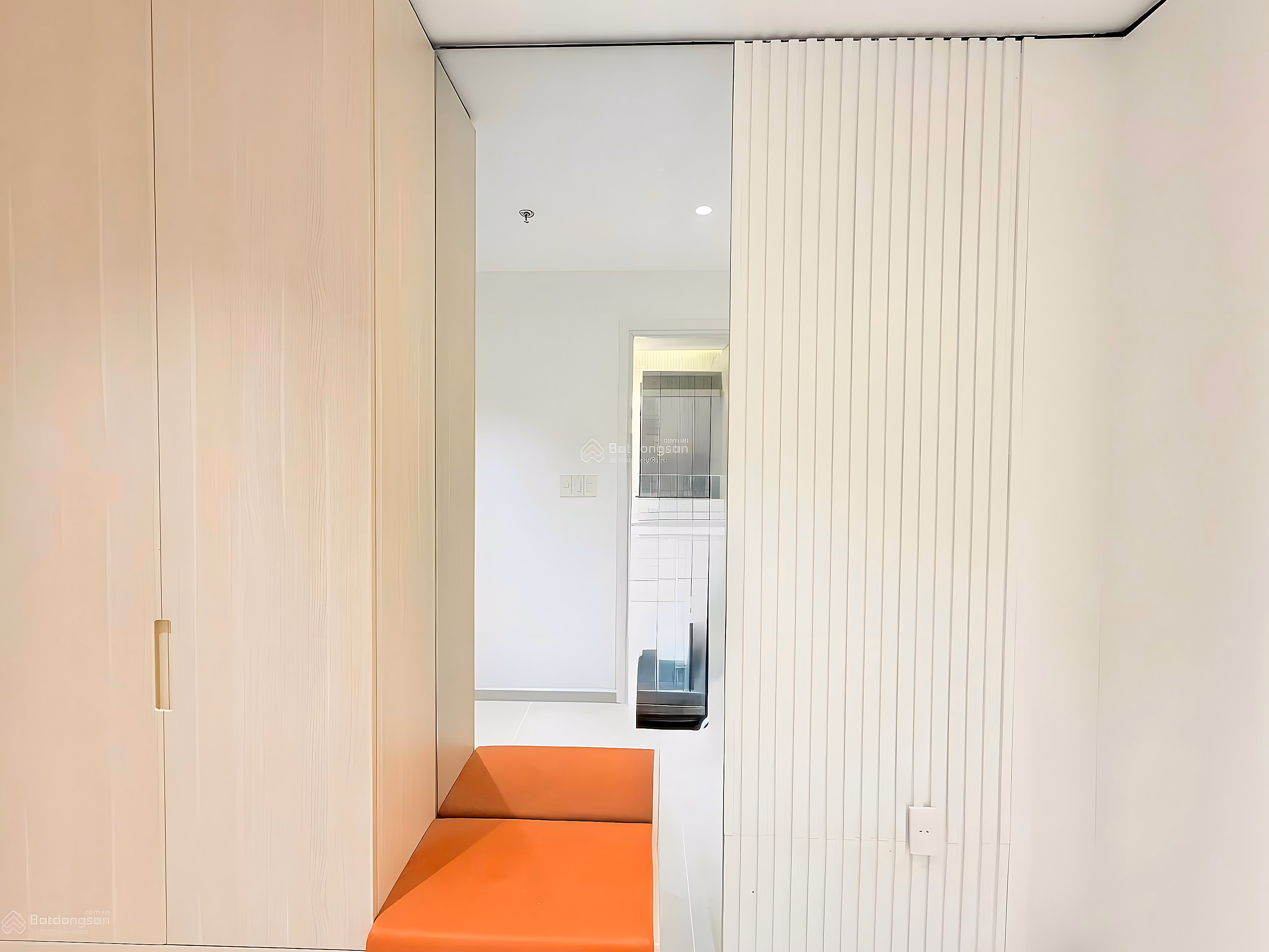 OC3 Muong Thanh Vien Trieu apartment 2 bedrooms 2 bathrooms, 36th floor, open view, price 4 billion 180 million