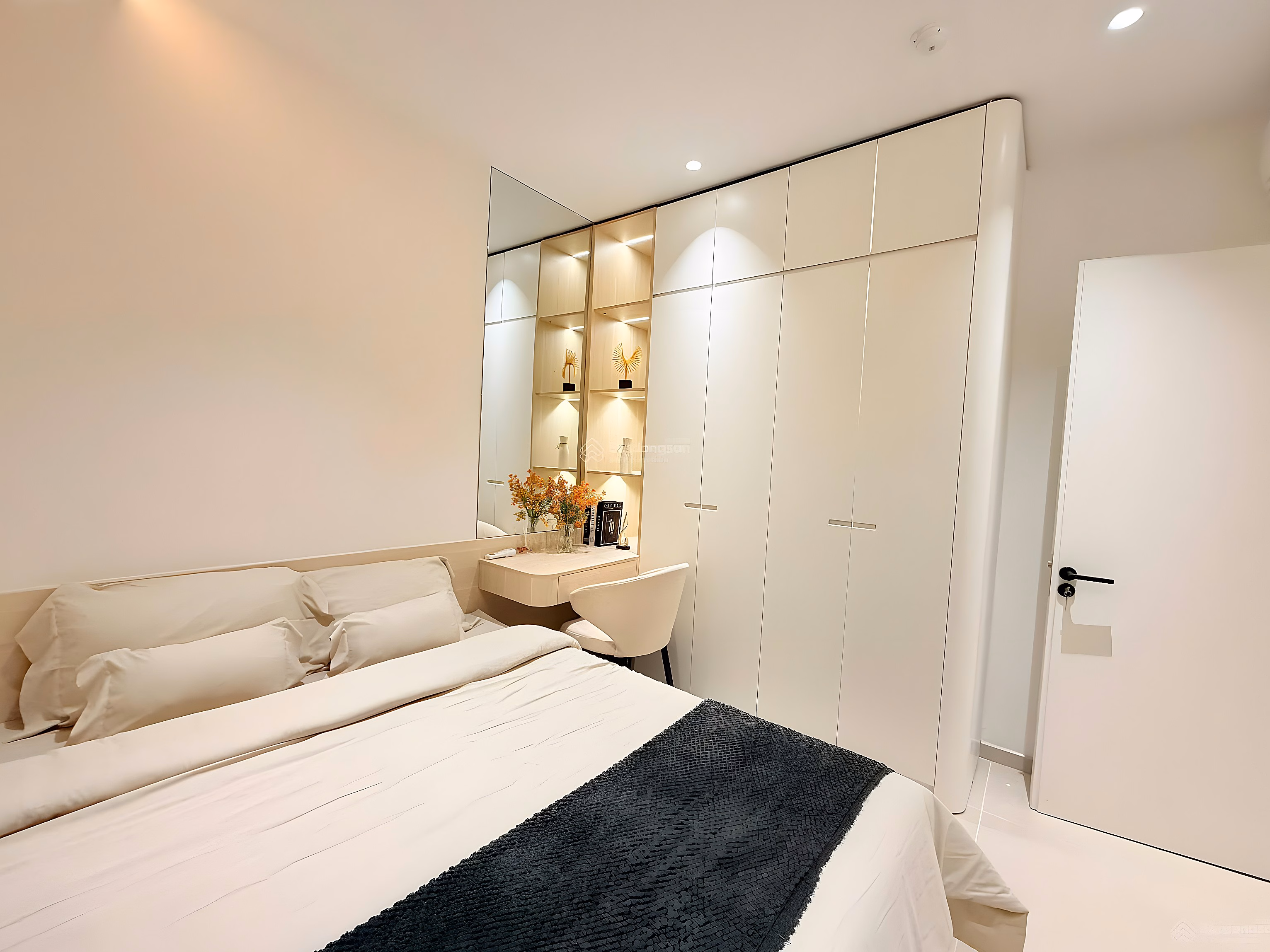 OC3 Muong Thanh Vien Trieu apartment 2 bedrooms 2 bathrooms, 36th floor, open view, price 4 billion 180 million