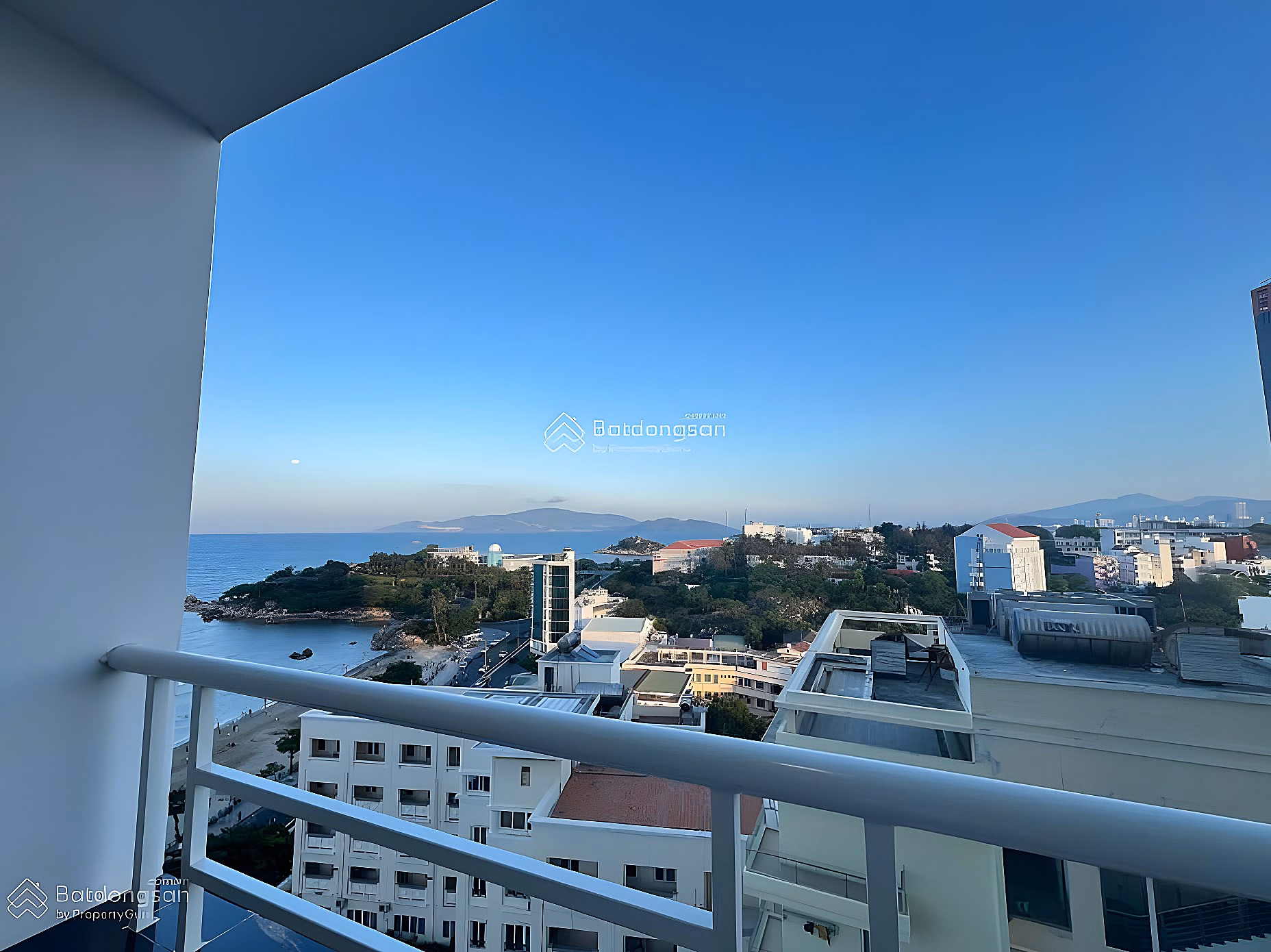OC2B Muong Thanh Vien Trieu apartment 2 bedrooms 2 bathrooms, 12A floor, internal view, price 3 billion 880 million