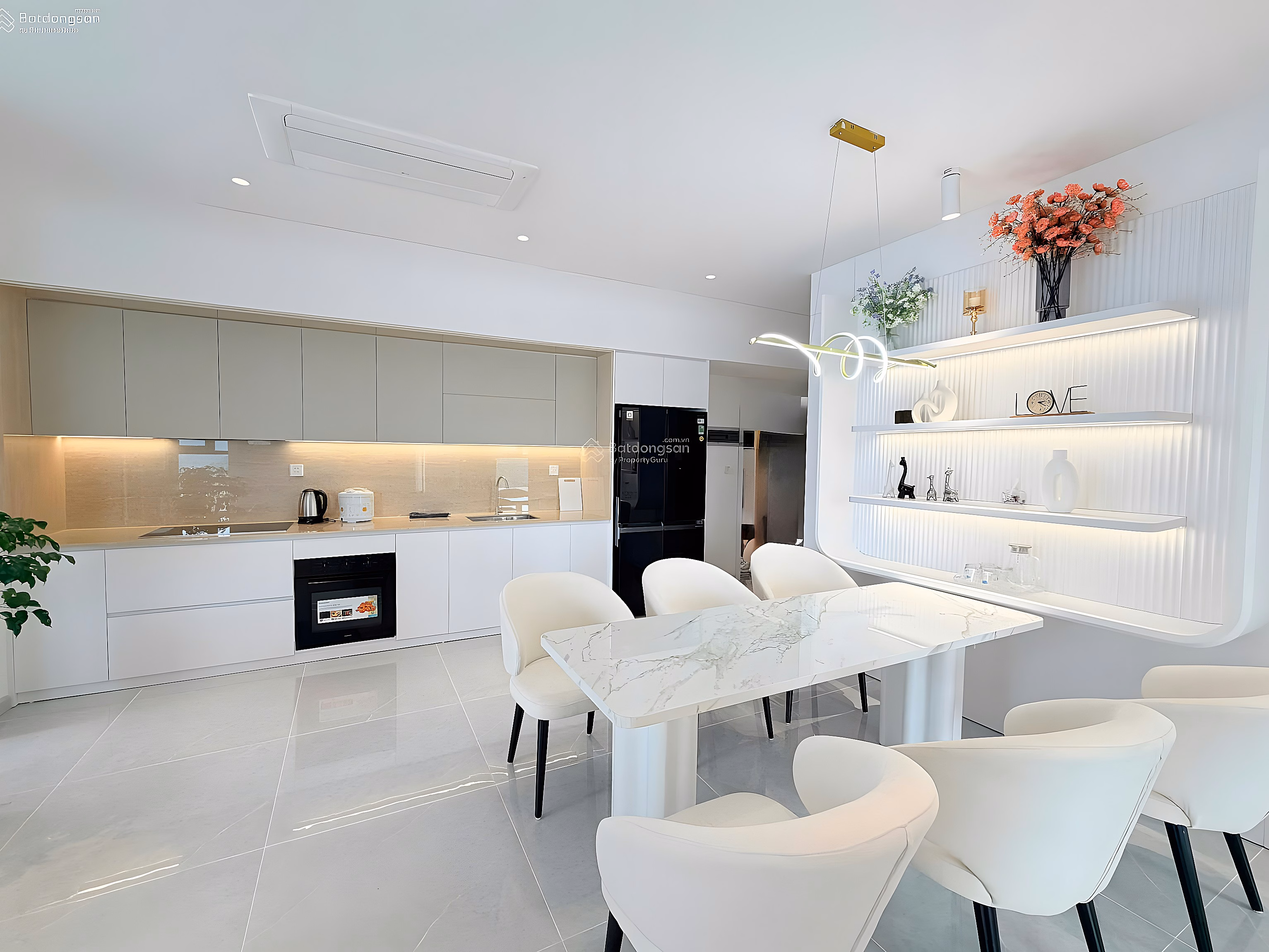 OC3 Muong Thanh Vien Trieu apartment 3 bedrooms 88m2 32nd floor price 5 billion 700 million near the sea
