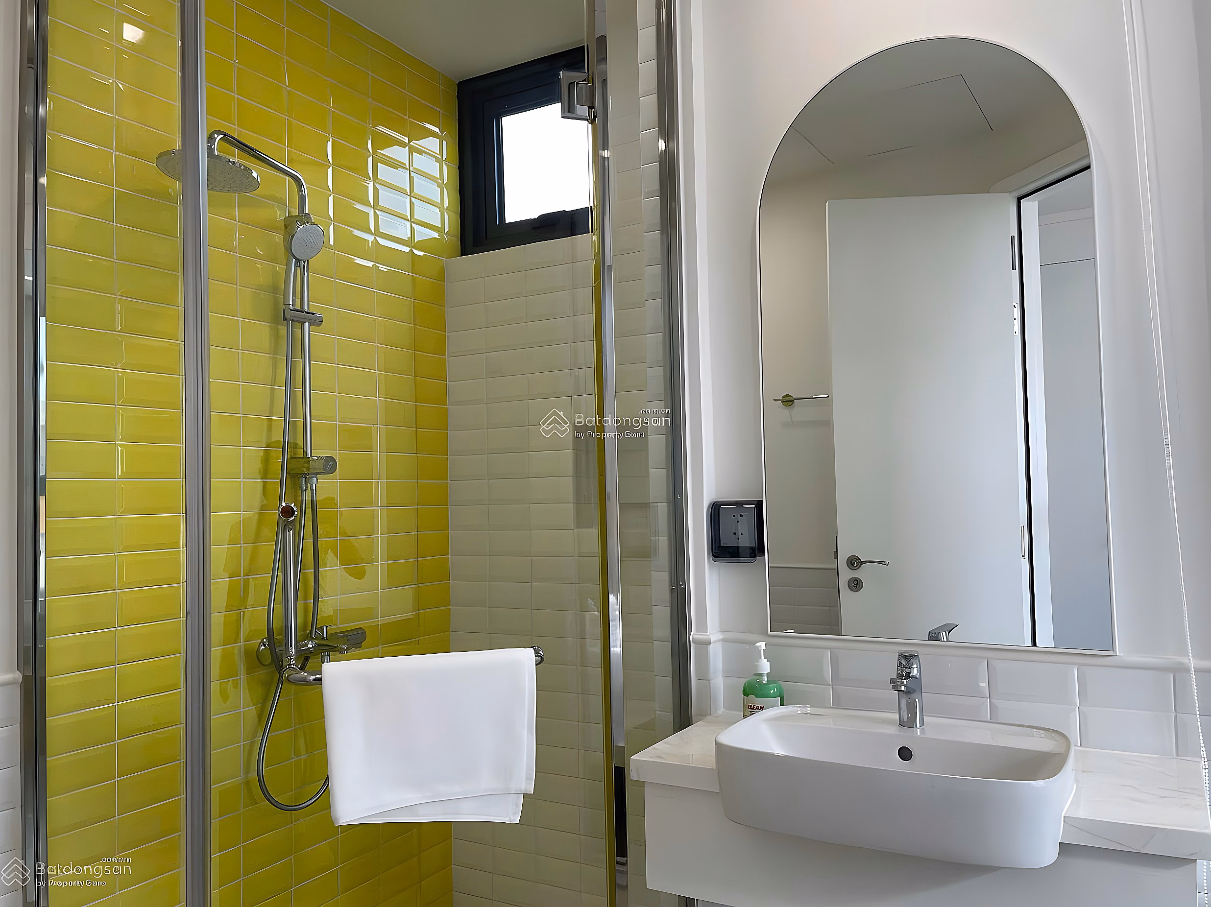 Hillside 2 bedroom apartment for rent priced at 17 million/month