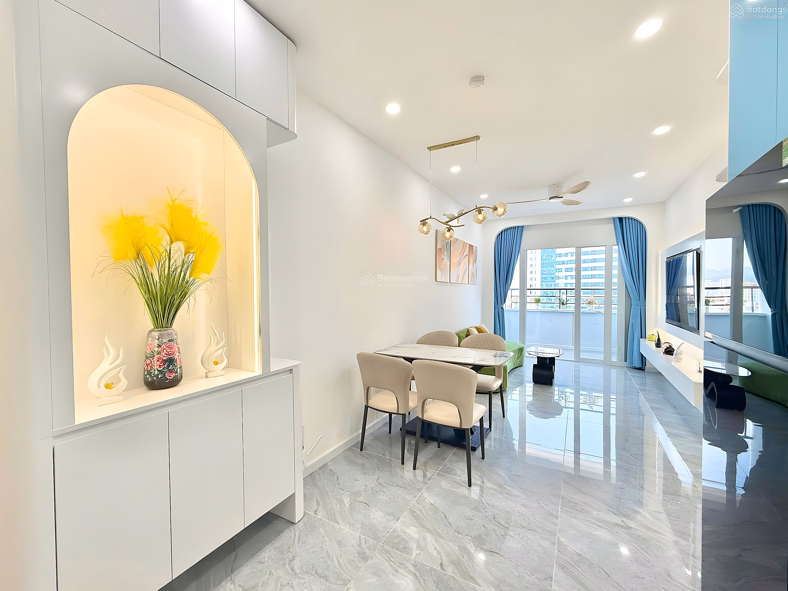 Ocean view apartment OC1A Muong Thanh Vien Trieu 2 bedrooms 11th floor price only 3 billion 590 million