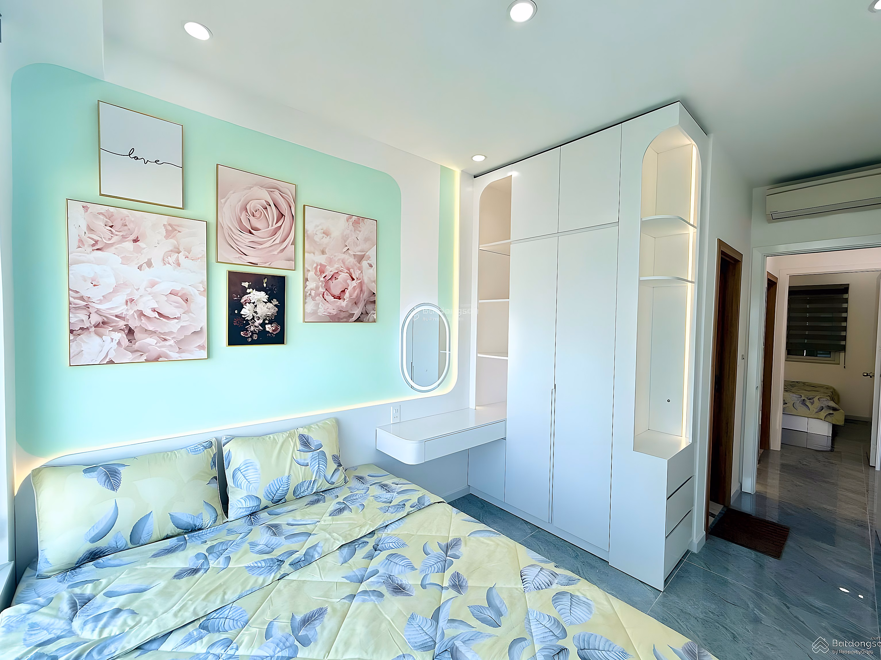 Ocean view apartment OC1A Muong Thanh Vien Trieu 2 bedrooms 11th floor price only 3 billion 590 million