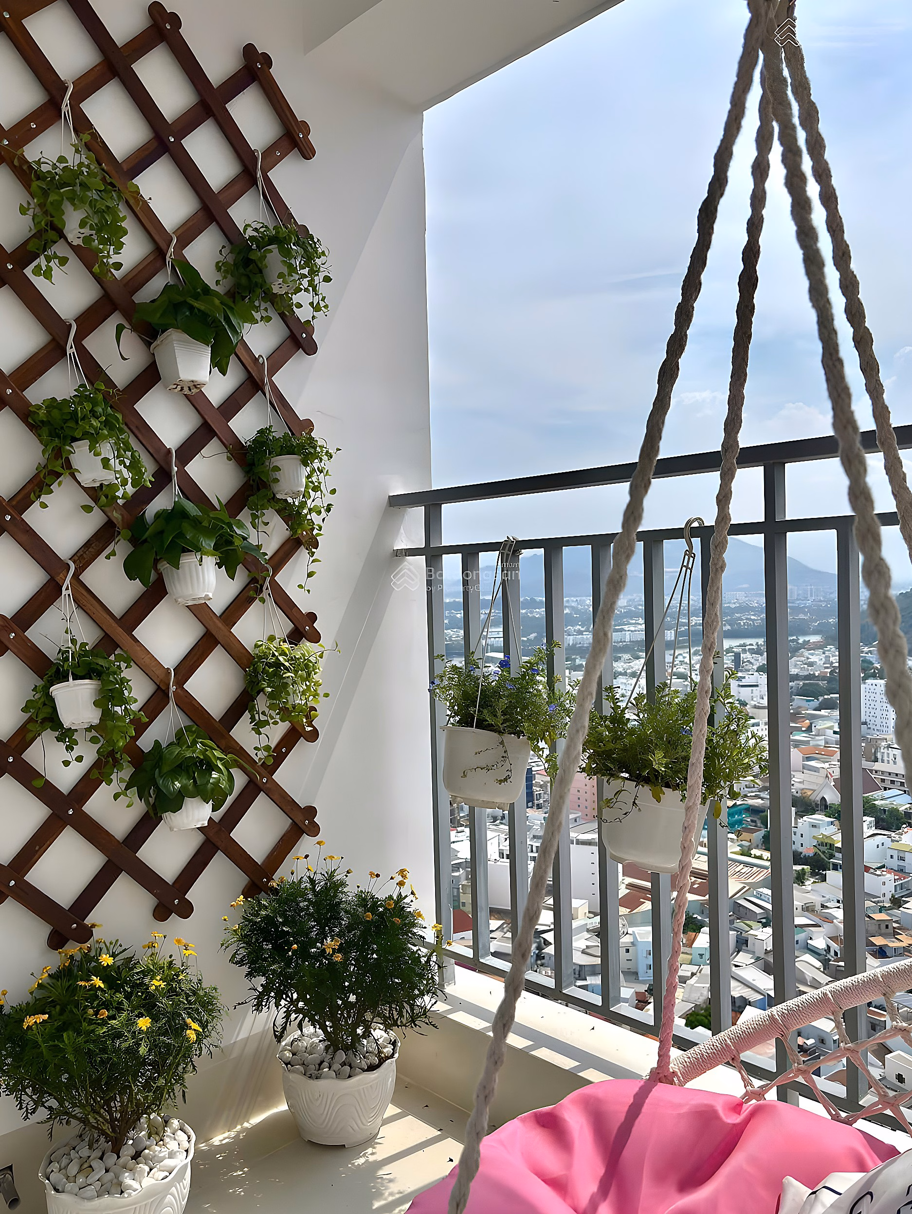 OC3 Muong Thanh Vien Trieu apartment 2 bedrooms 75m2 32nd floor mountain view price only 3 billion 950 million