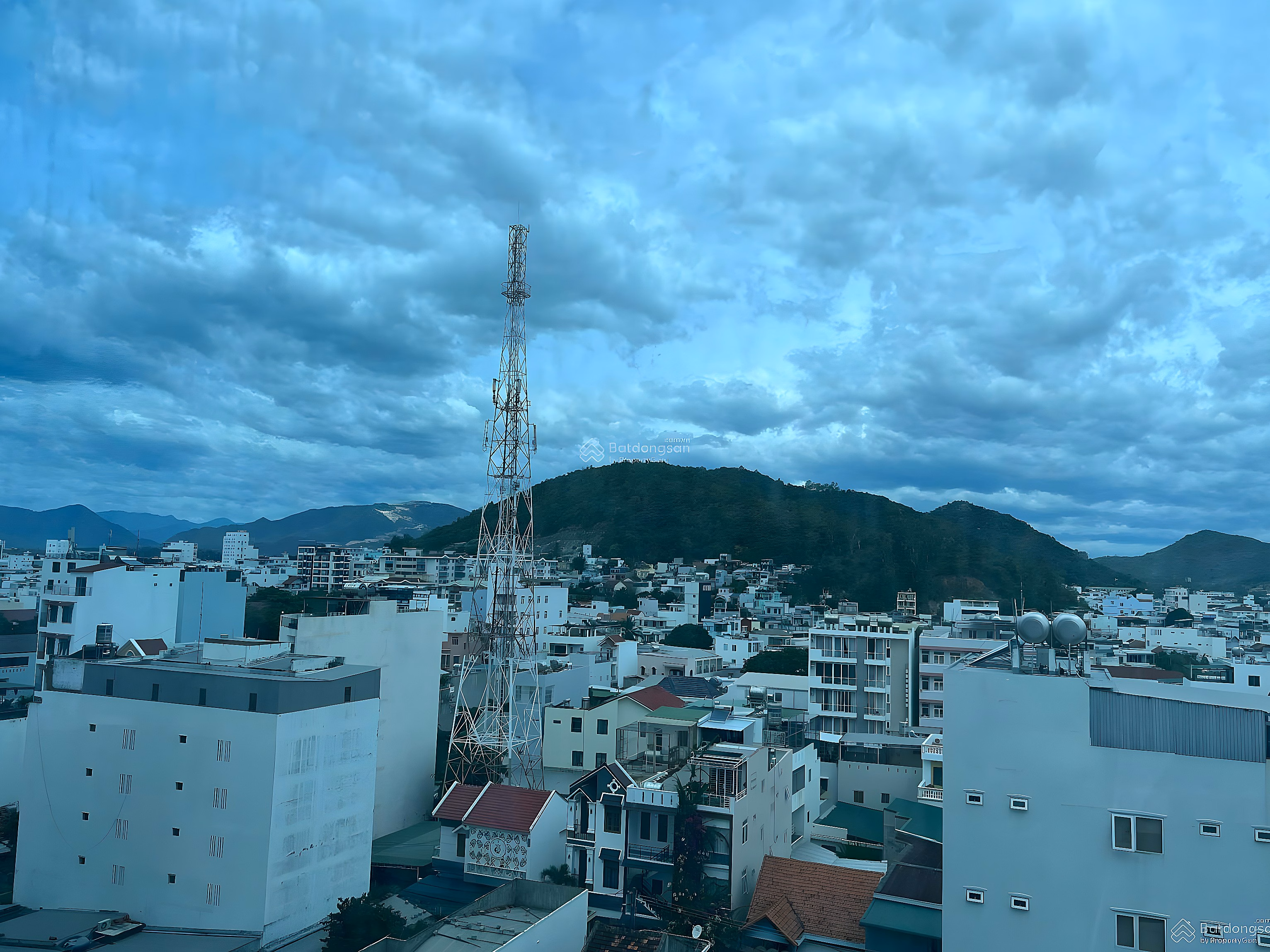 Corner apartment for sale in Song Da Hon Chong Nha Trang Khanh Hoa