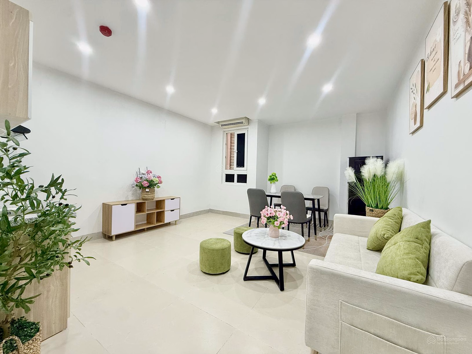 Room 1 bedroom 1 guest 45m² - Cau Giay Center - Price only 7 million 9