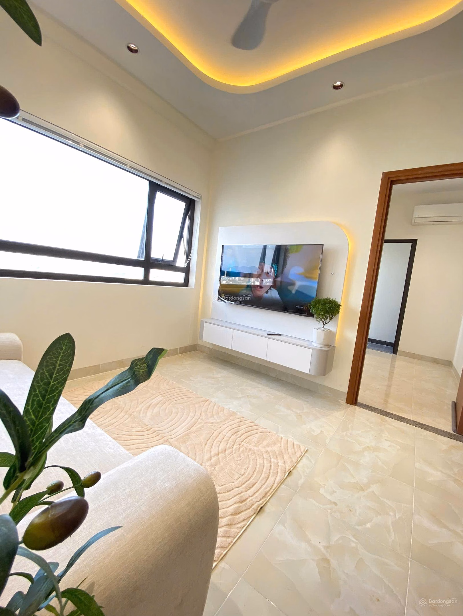 Selling a 2-bedroom apartment with sea view in Ha Quang, South Nha Trang, fully furnished, price 2
