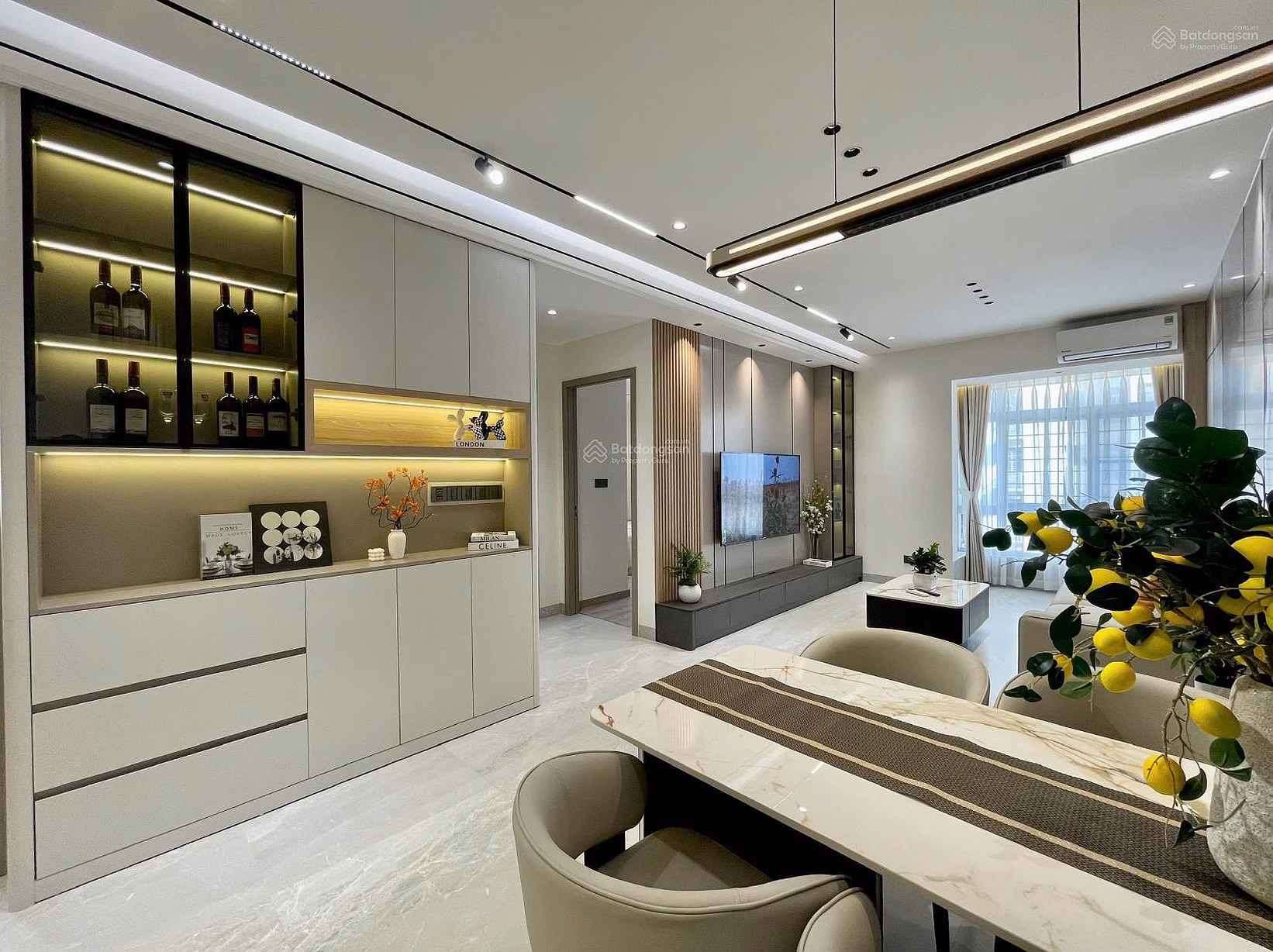 Specializing in Sky Garden apartment for rent in Phu My Hung, Ho Chi Minh City - 3 bedrooms, 2 bathrooms, newly furnished, ready to move in immediately